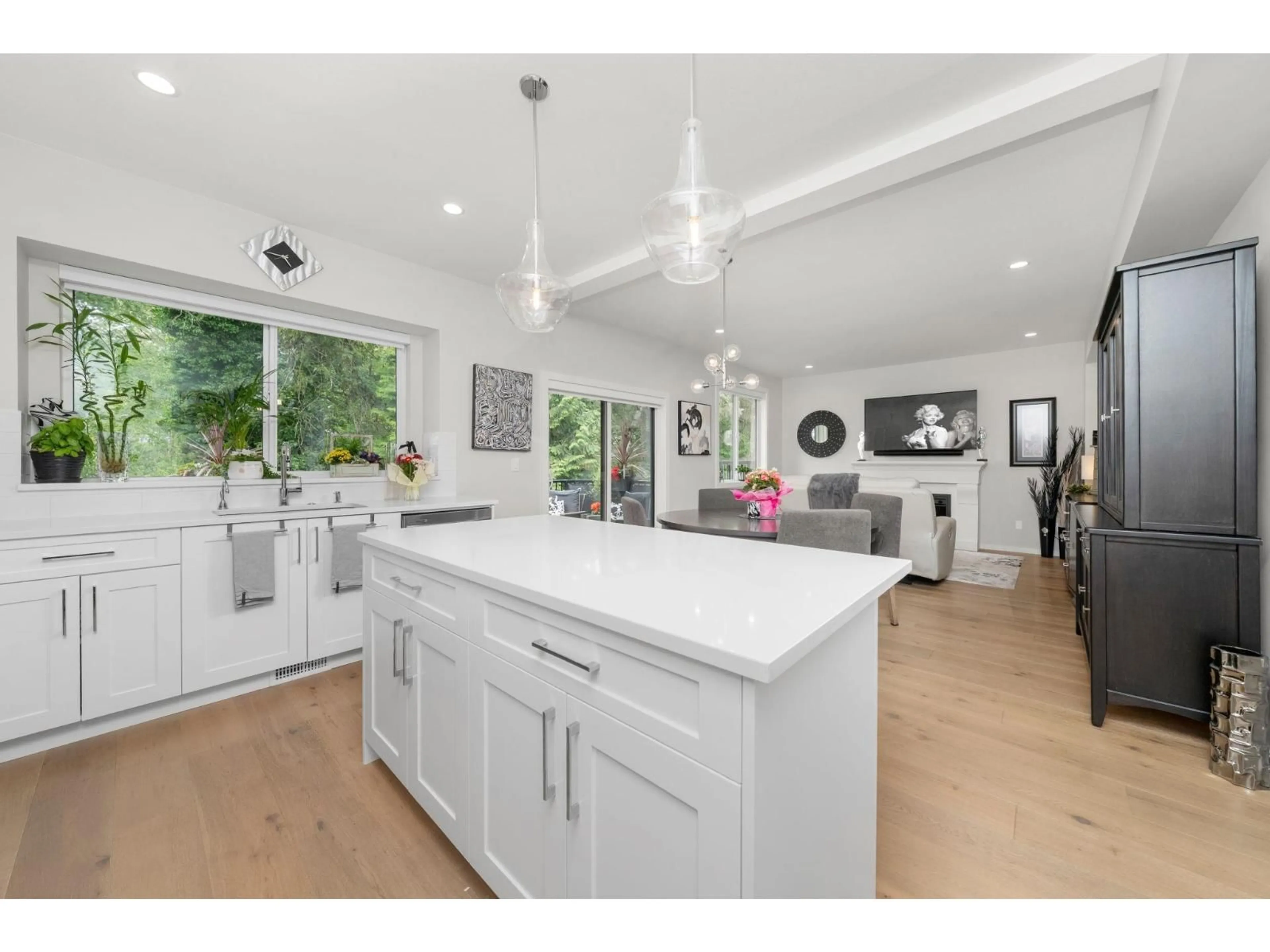 Open concept kitchen, unknown for 32 - 1871 165A STREET, Surrey British Columbia V3Z9N3