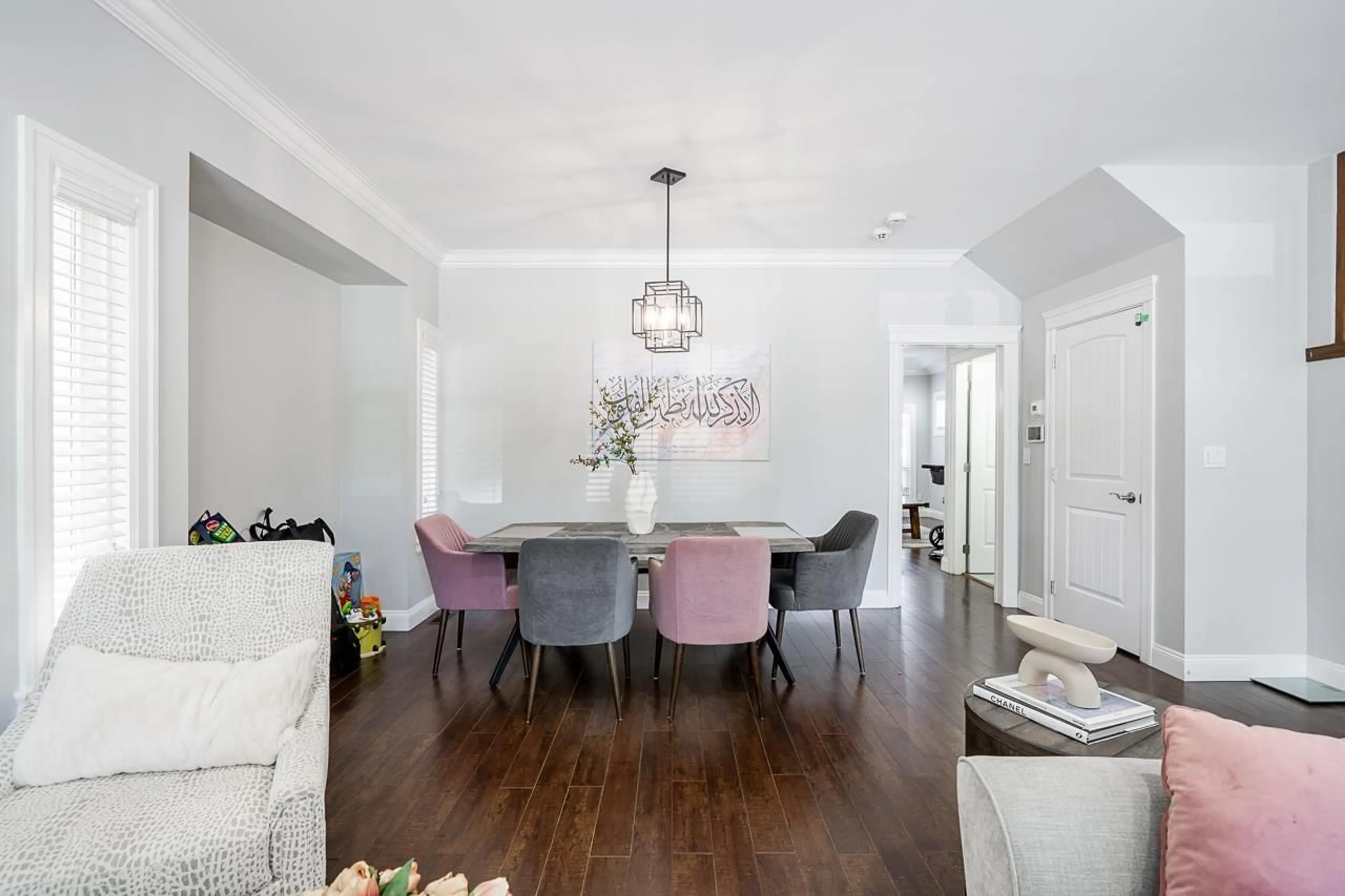 Dining room, wood/laminate floor for 14581 60 AVENUE, Surrey British Columbia V3S1R4
