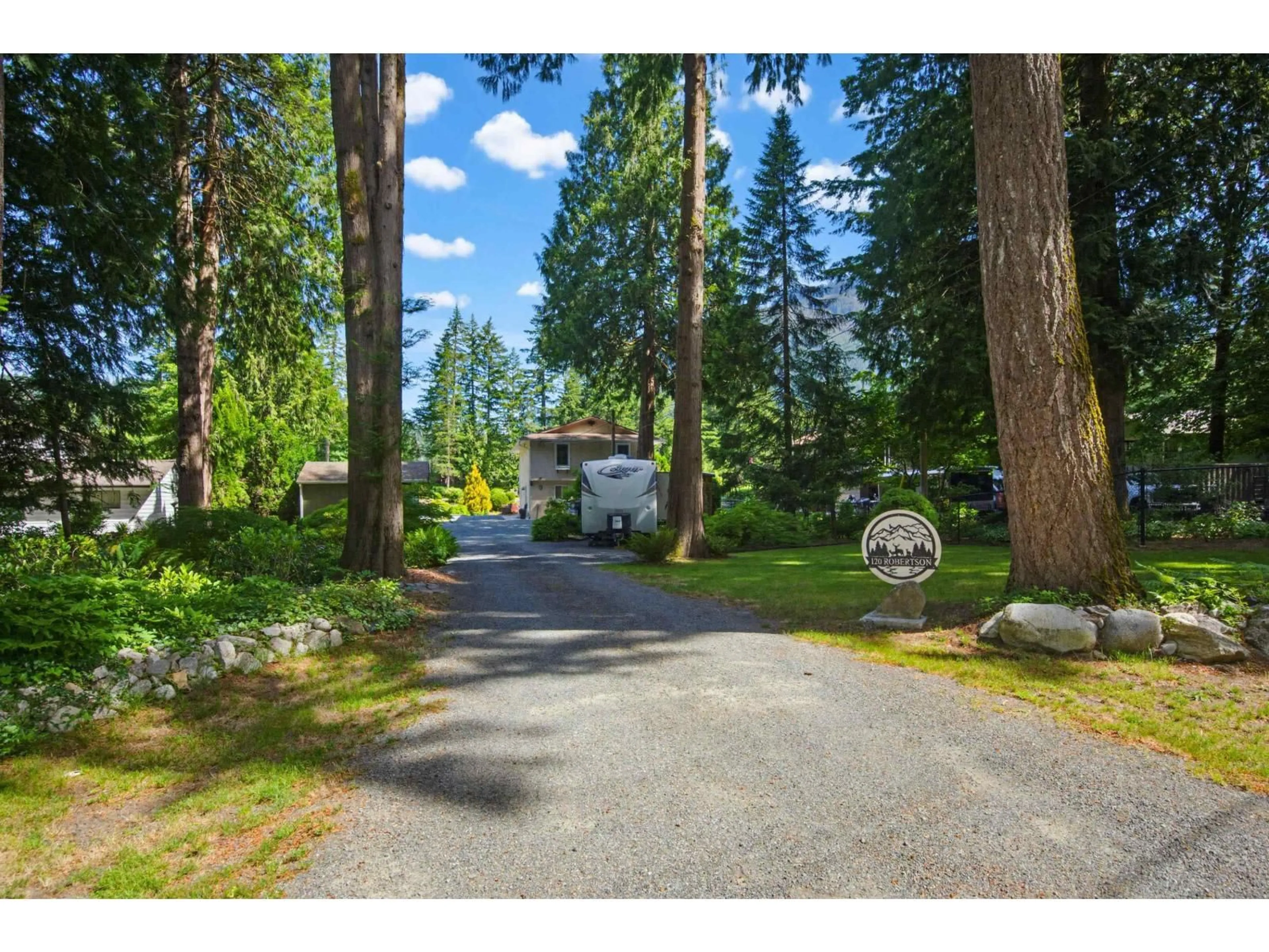 A pic from outside/outdoor area/front of a property/back of a property/a pic from drone, forest/trees view for 120 ROBERTSON CRESCENT, Hope British Columbia V0X1L4