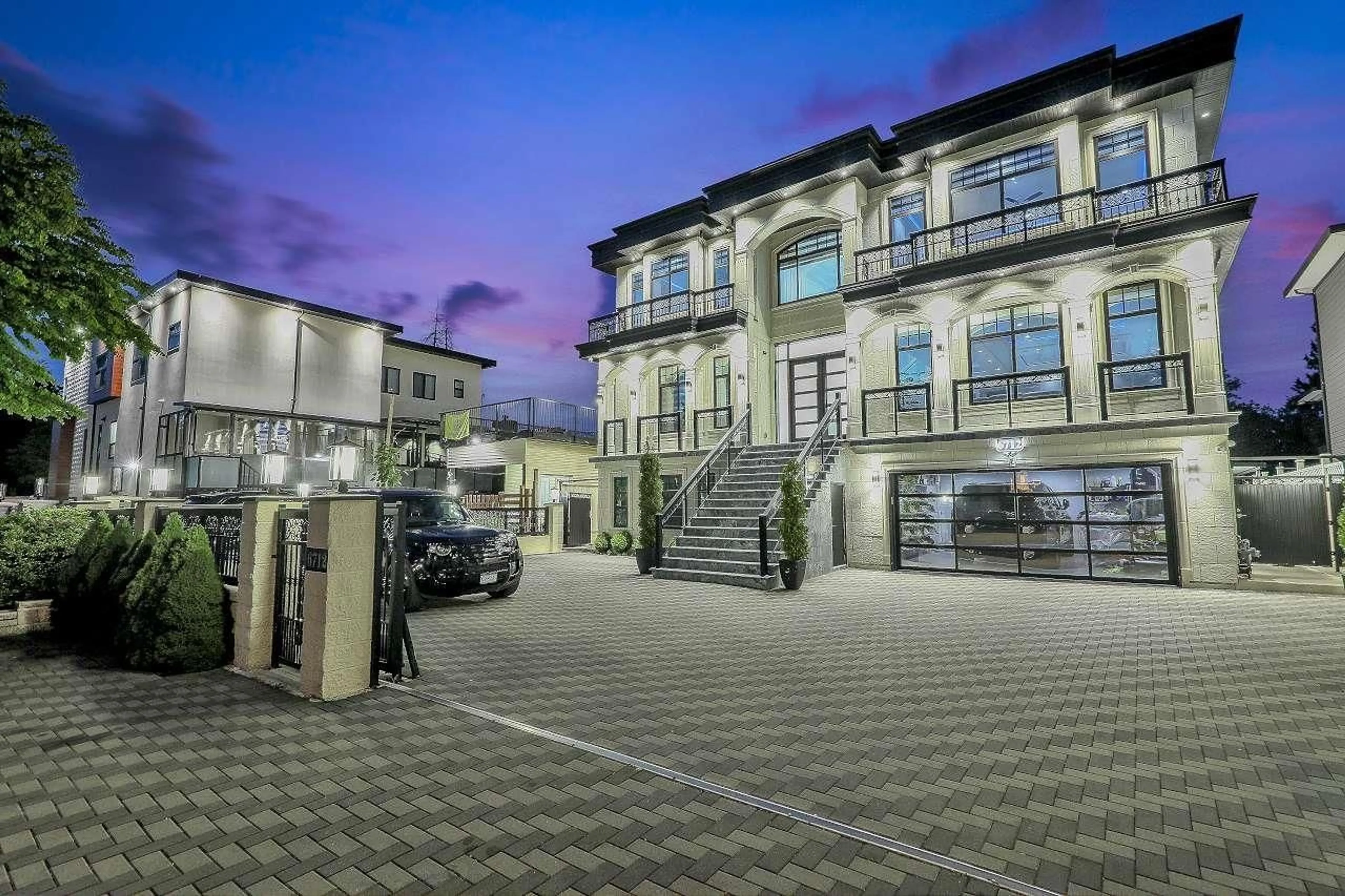 Unknown for 6712 131A STREET, Surrey British Columbia V3W7P5