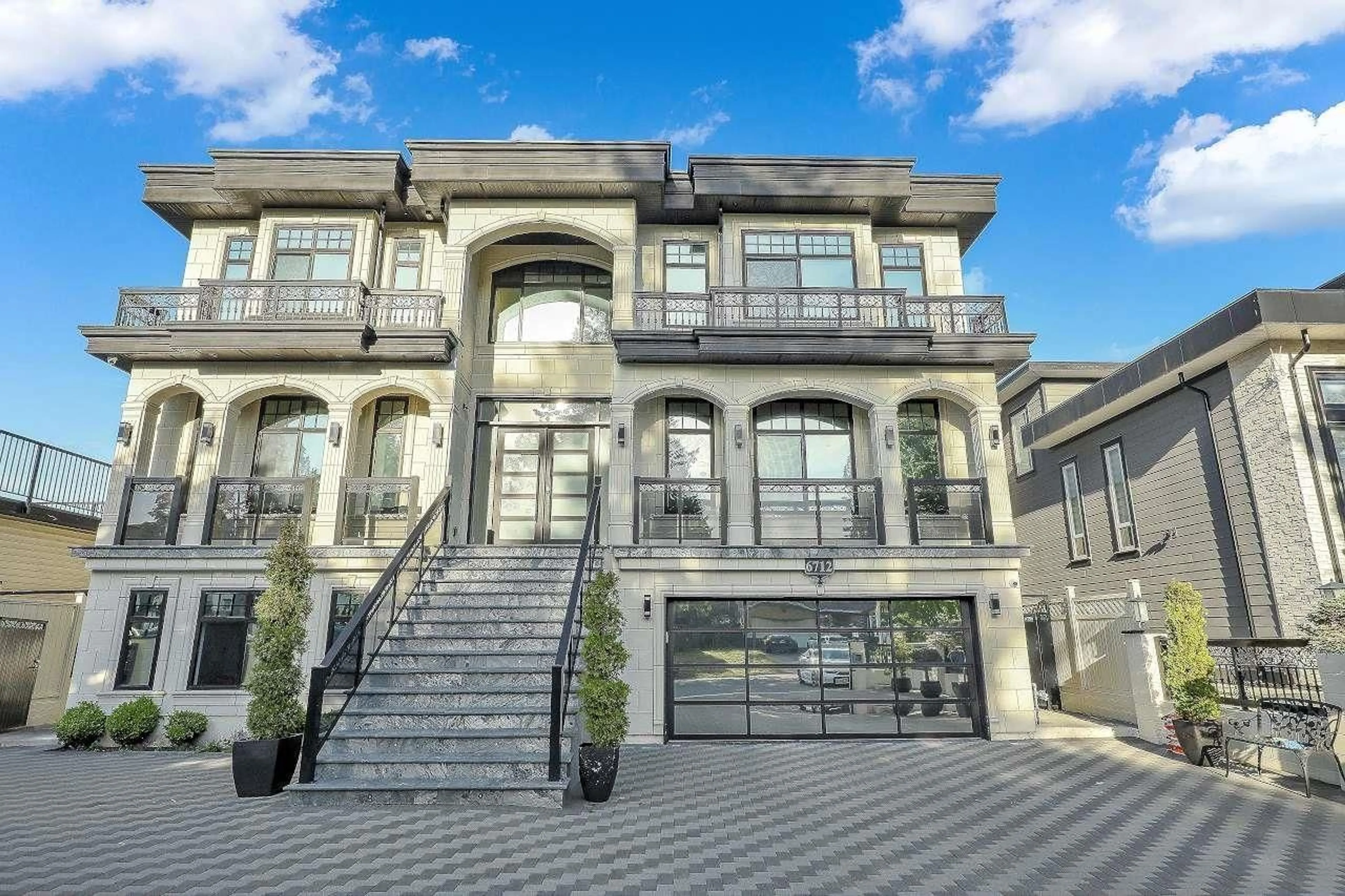 Unknown for 6712 131A STREET, Surrey British Columbia V3W7P5