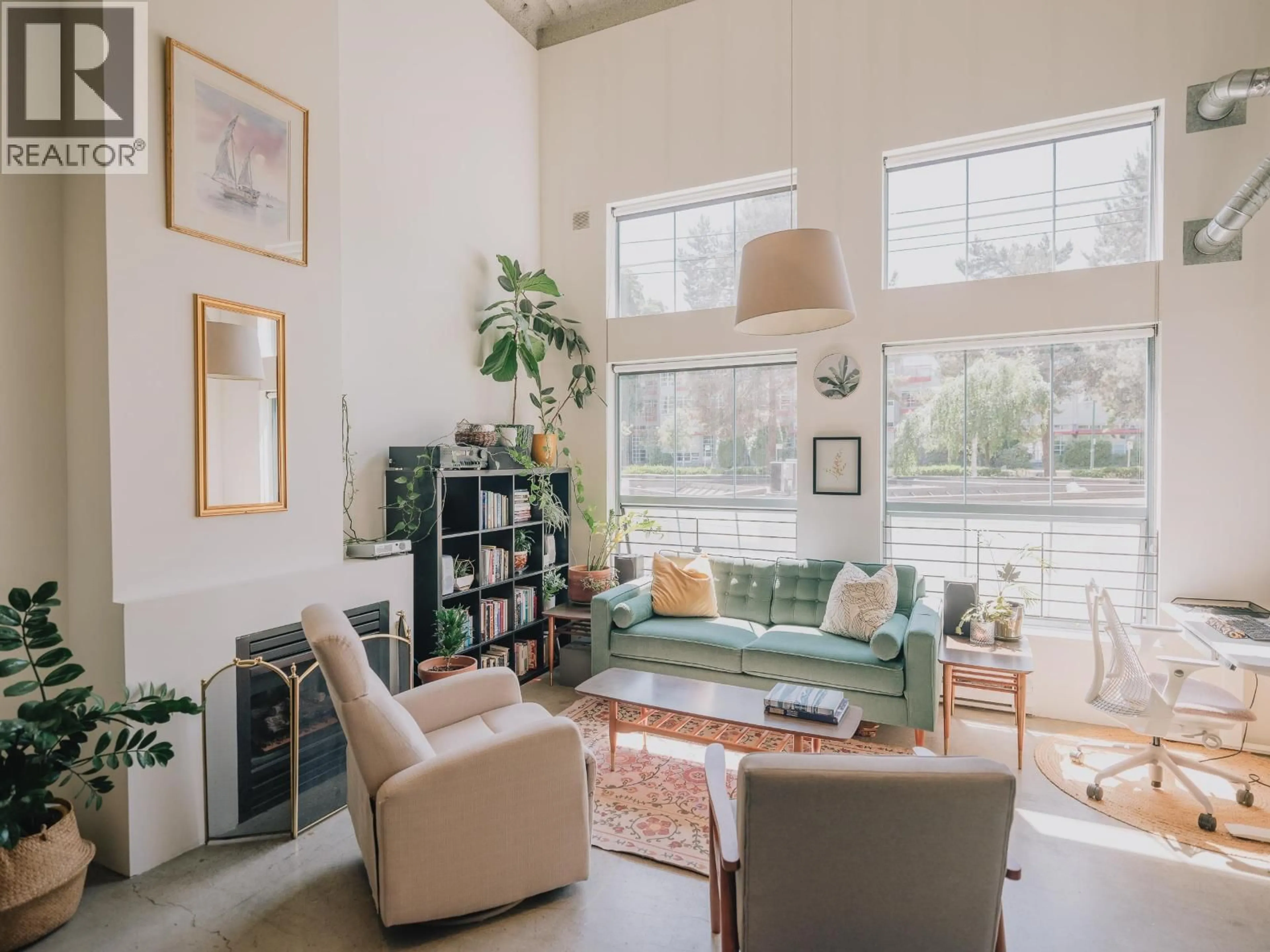 Living room with furniture, unknown for 314 - 336 1ST AVENUE, Vancouver British Columbia V5T4R6