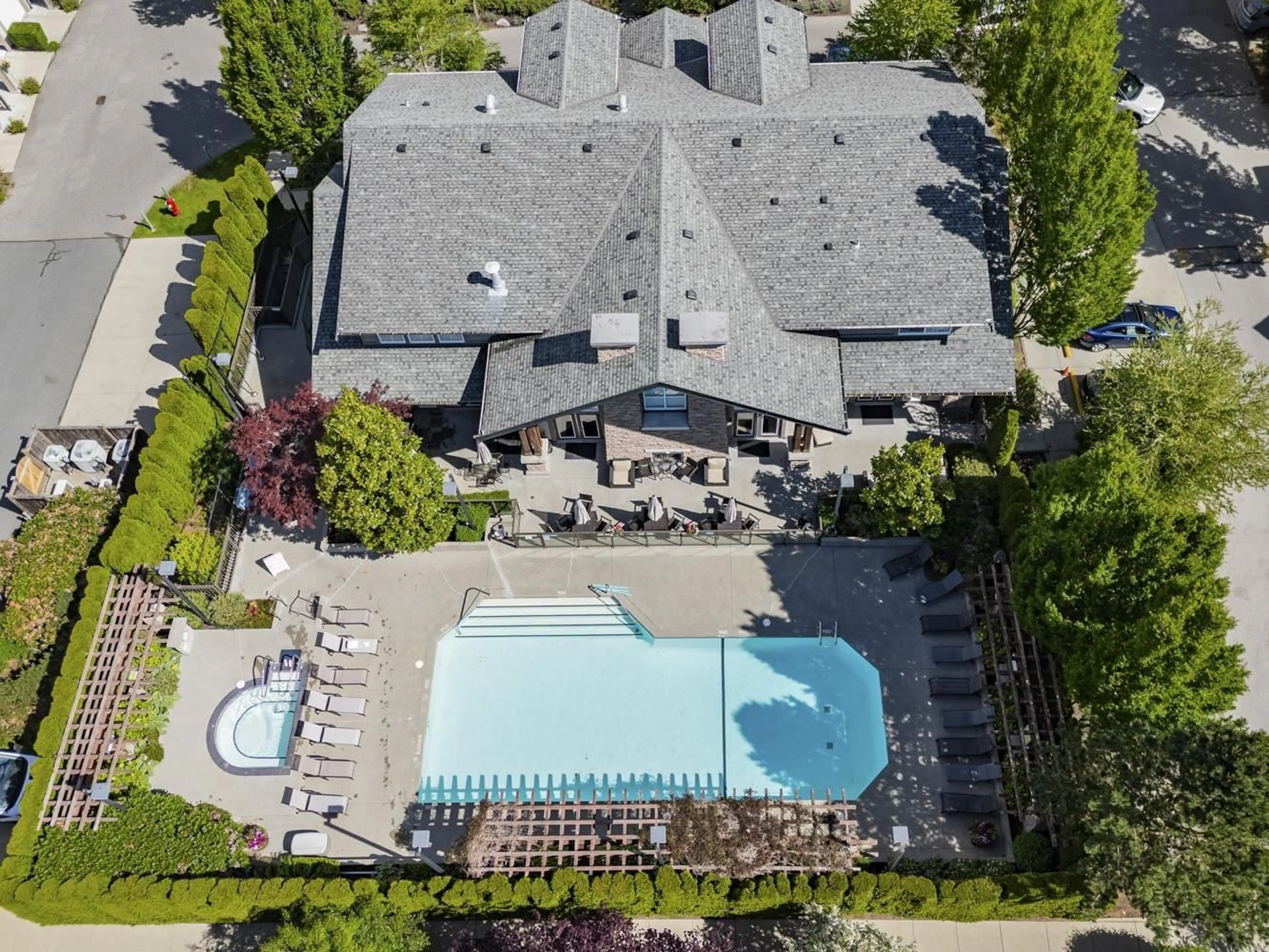A pic from outside/outdoor area/front of a property/back of a property/a pic from drone, unknown for 173 - 2501 161A STREET, Surrey British Columbia V3Z7Y6