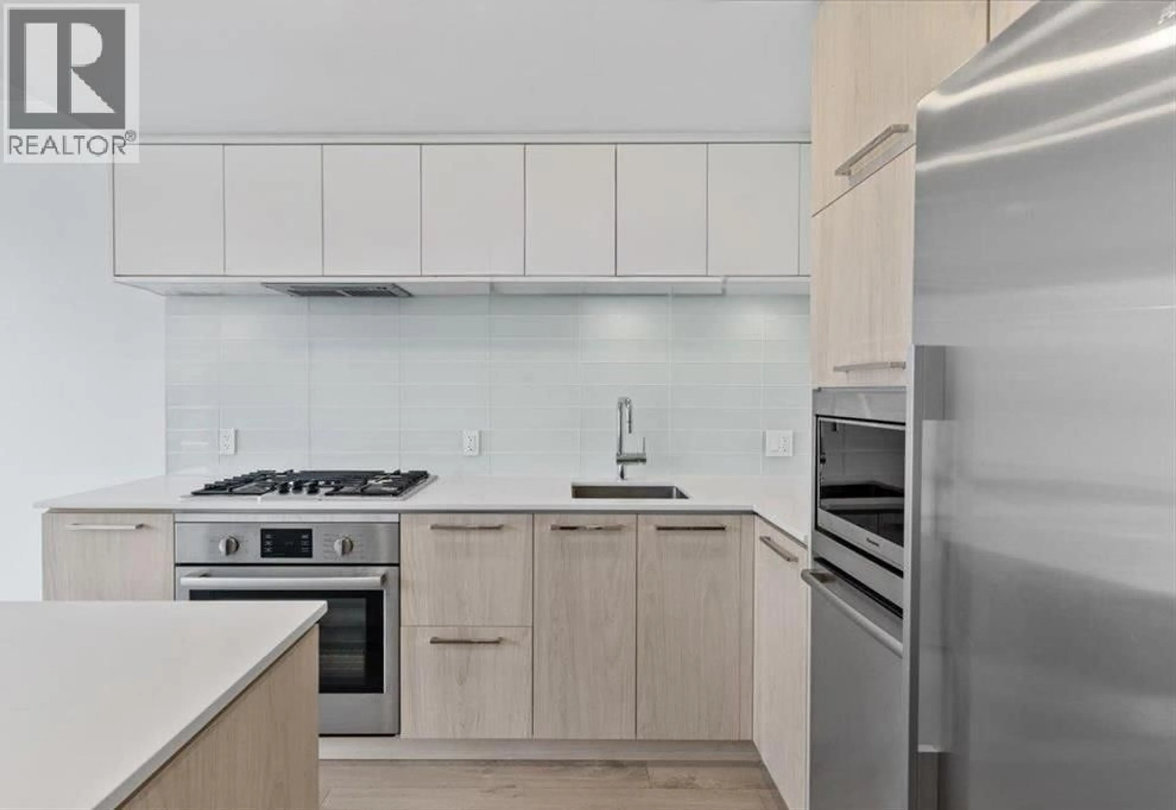 Standard kitchen, unknown for 1508 - 680 SEYLYNN CRESCENT, North Vancouver British Columbia V7J0B5