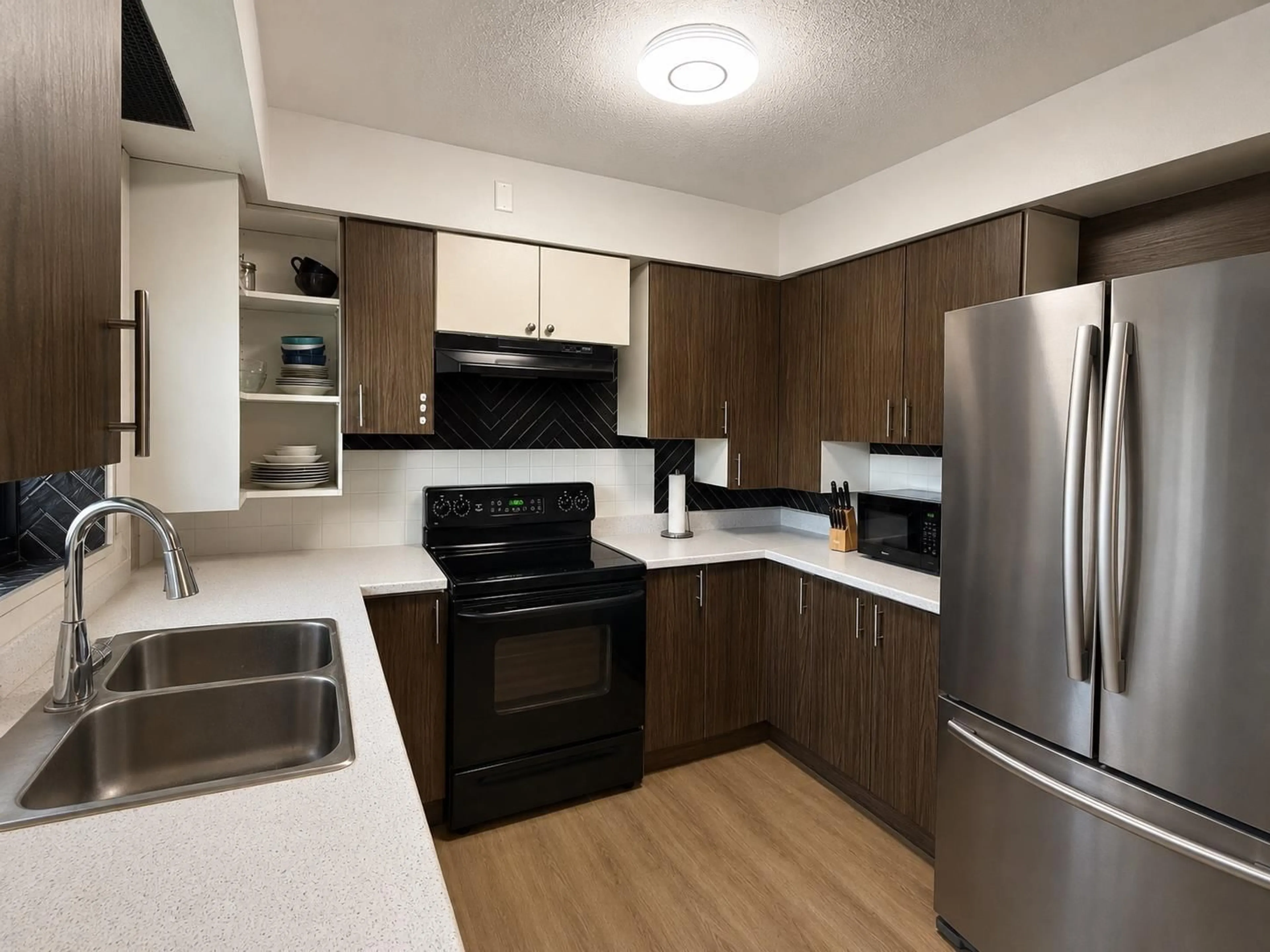 Standard kitchen, unknown for 4660 207B STREET, Langley British Columbia V3A7P1