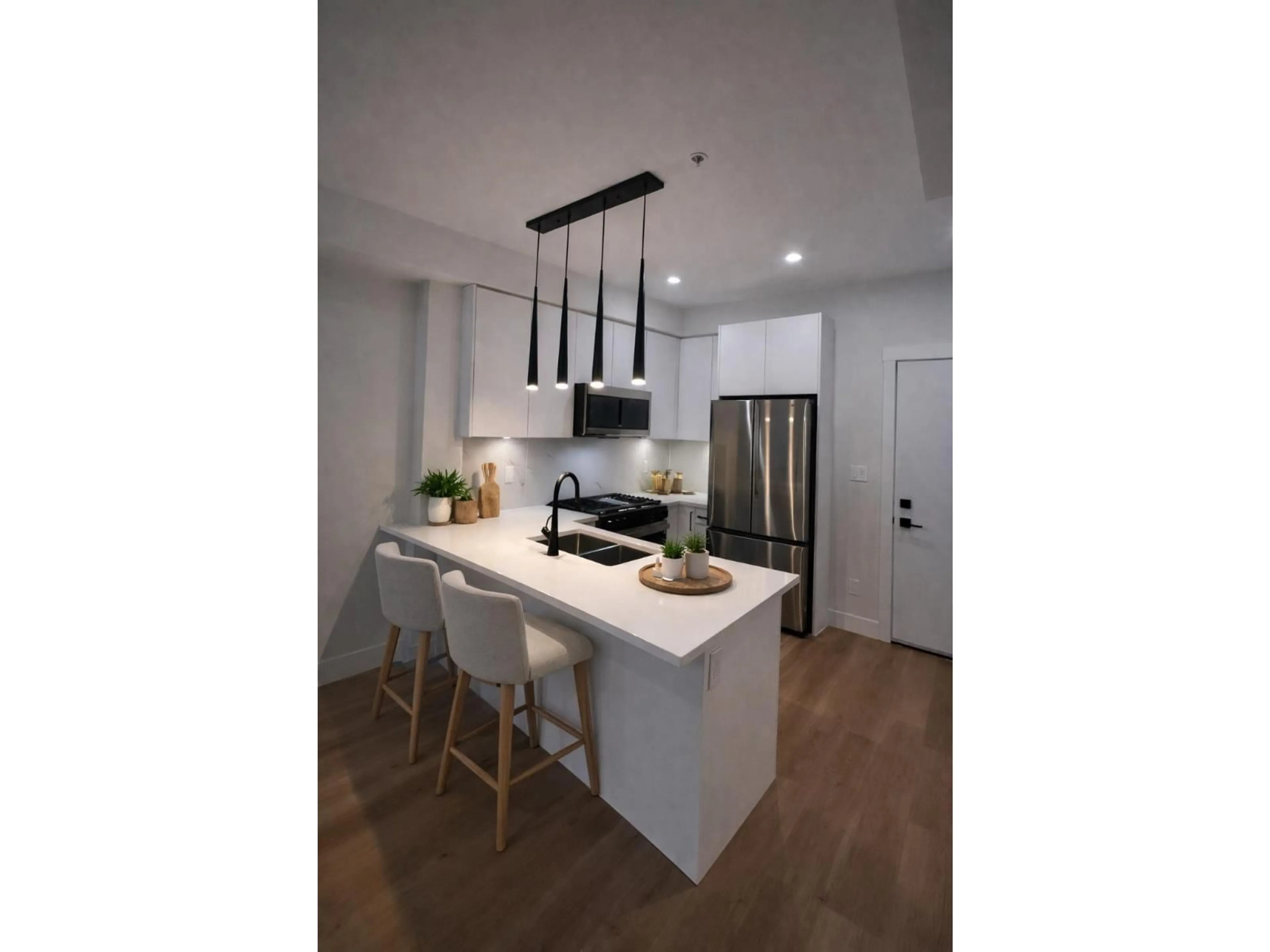 Contemporary kitchen, unknown for 317 - 163 175A STREET, Surrey British Columbia V3Z1L1