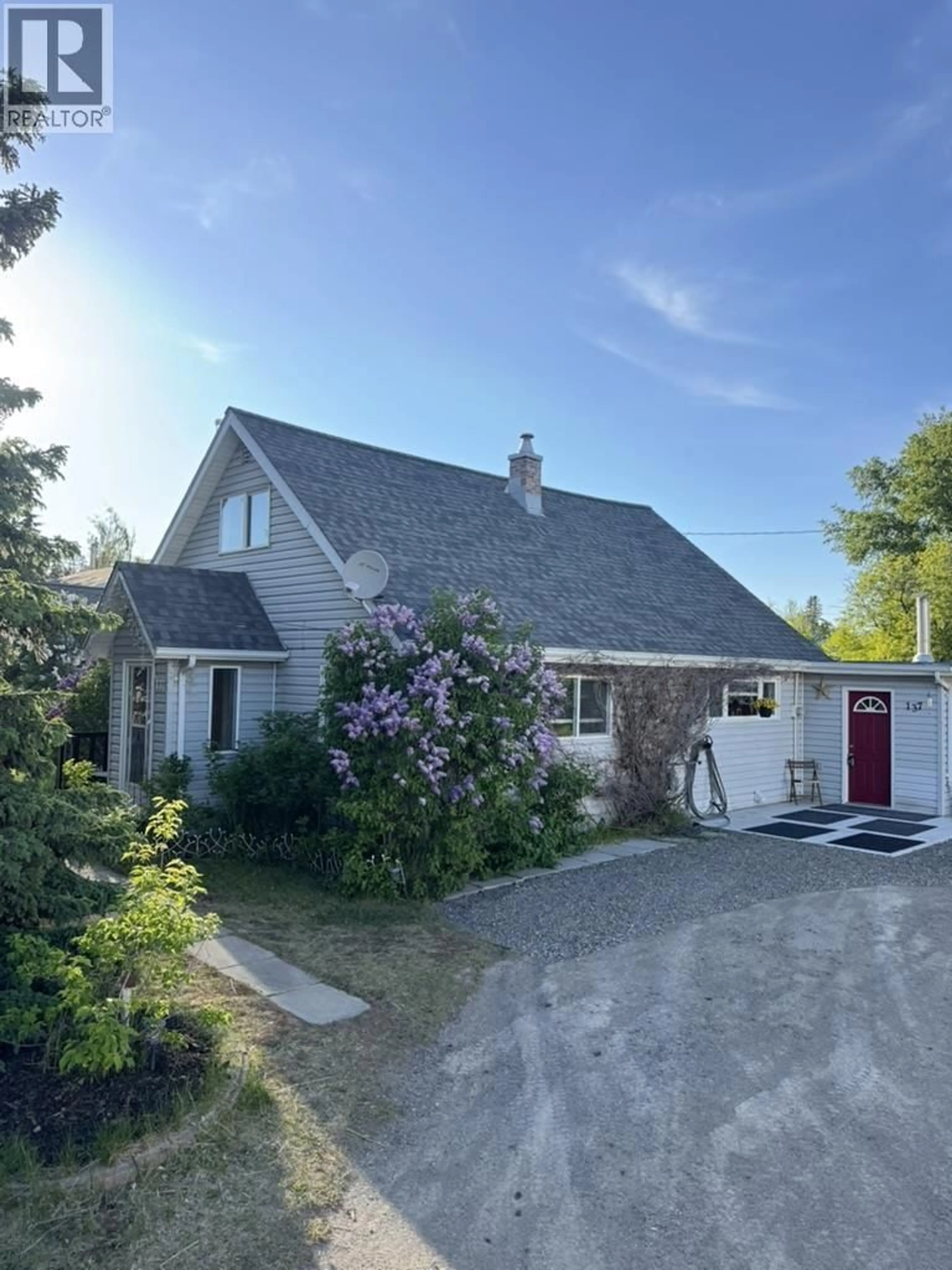 A pic from outside/outdoor area/front of a property/back of a property/a pic from drone, street for 137 VICTORIA STREET, Vanderhoof British Columbia V0J3A0