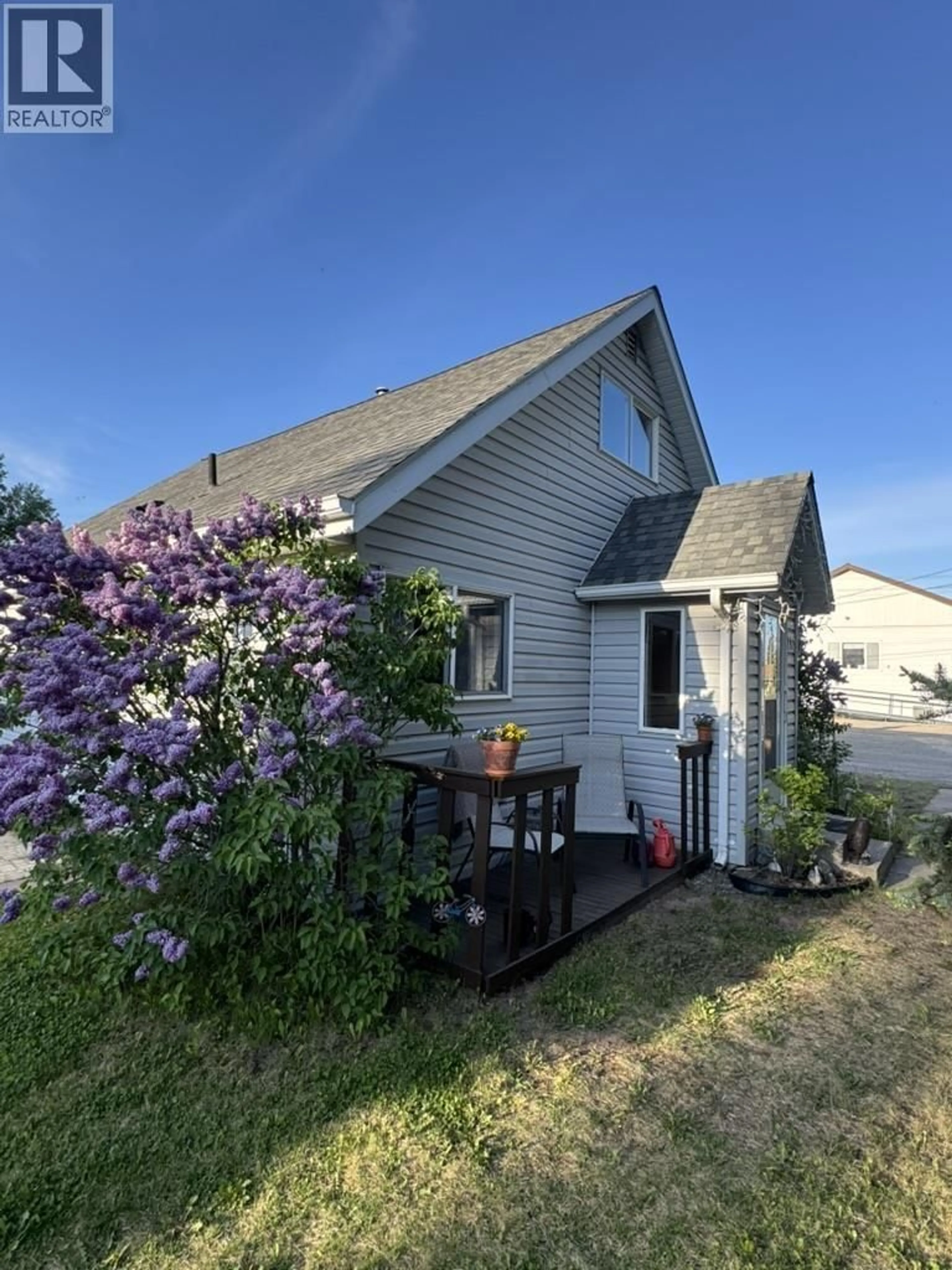 A pic from outside/outdoor area/front of a property/back of a property/a pic from drone, unknown for 137 VICTORIA STREET, Vanderhoof British Columbia V0J3A0
