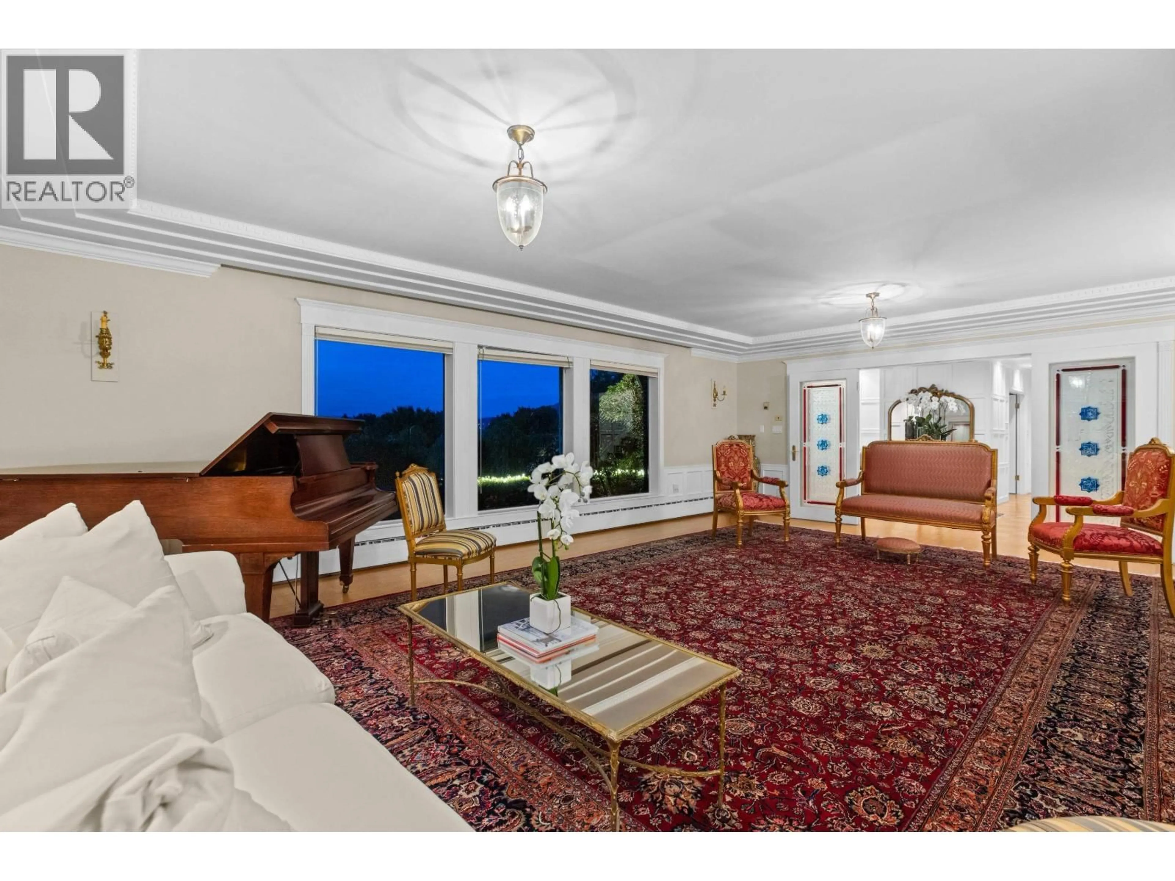 Living room with furniture, unknown for 5550 MARINE DRIVE, Vancouver British Columbia V6T1A2
