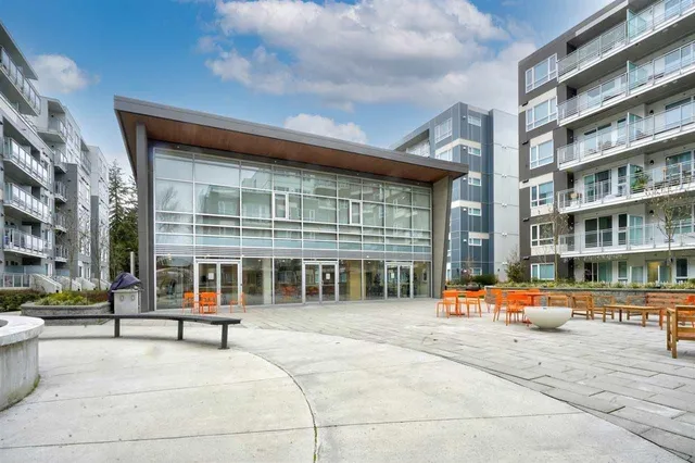 214 - 13963 105 BOULEVARD, Surrey 3