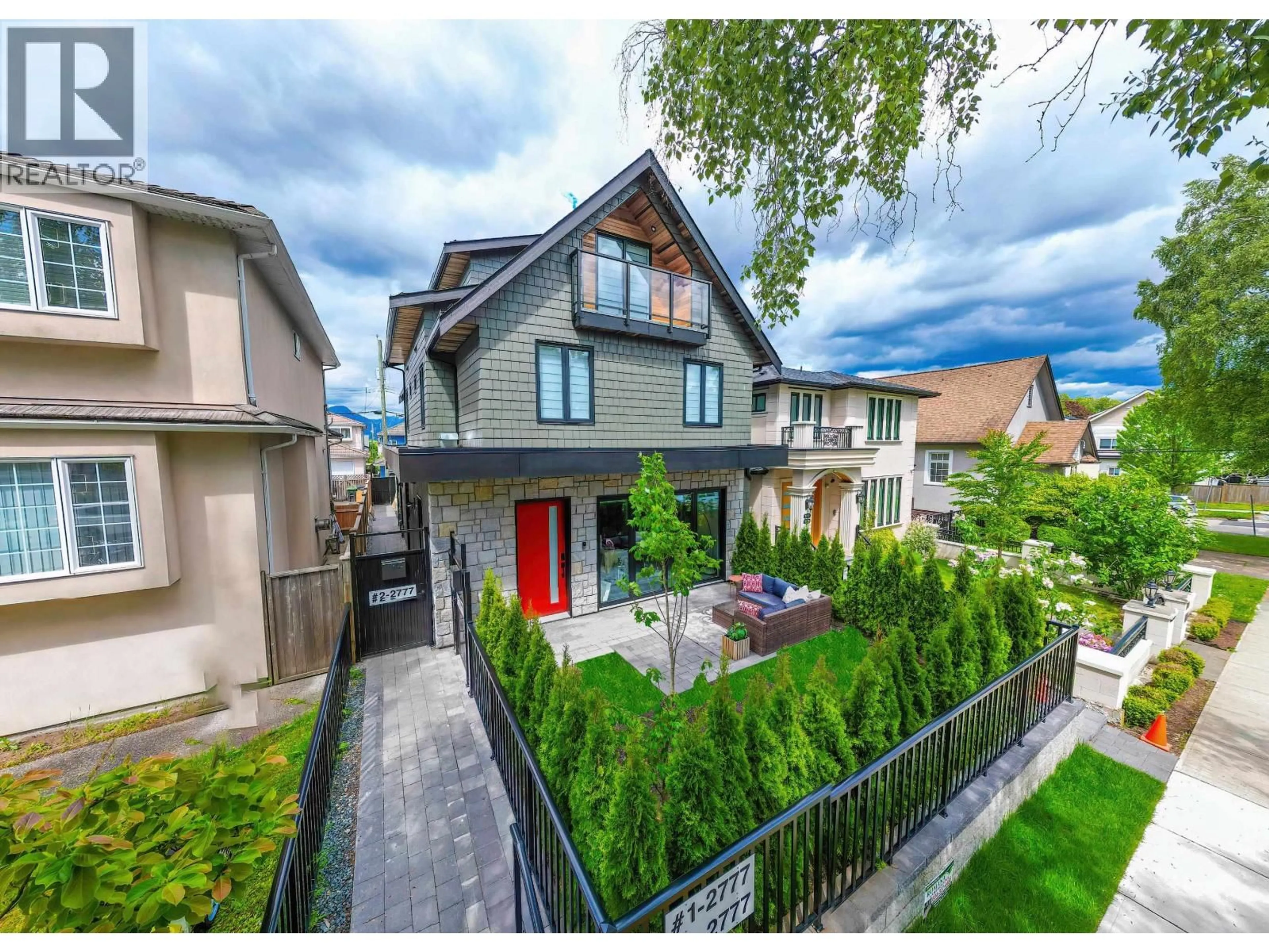 Unknown for 1 - 2777 E 27TH AVENUE, Vancouver British Columbia V5R1N4