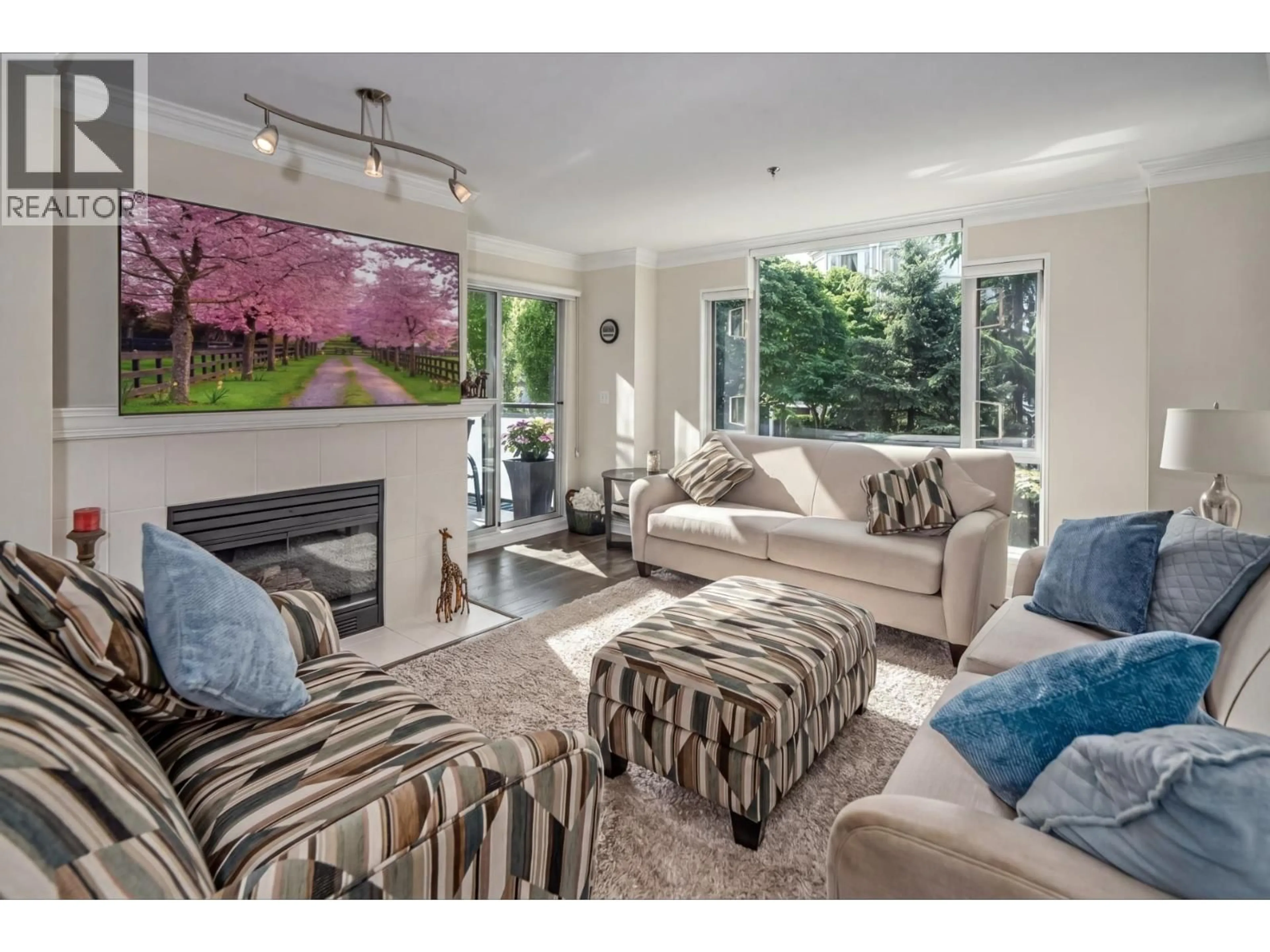 Living room with furniture, unknown for 201 - 19142 122ND AVENUE, Pitt Meadows British Columbia V3Y2P9