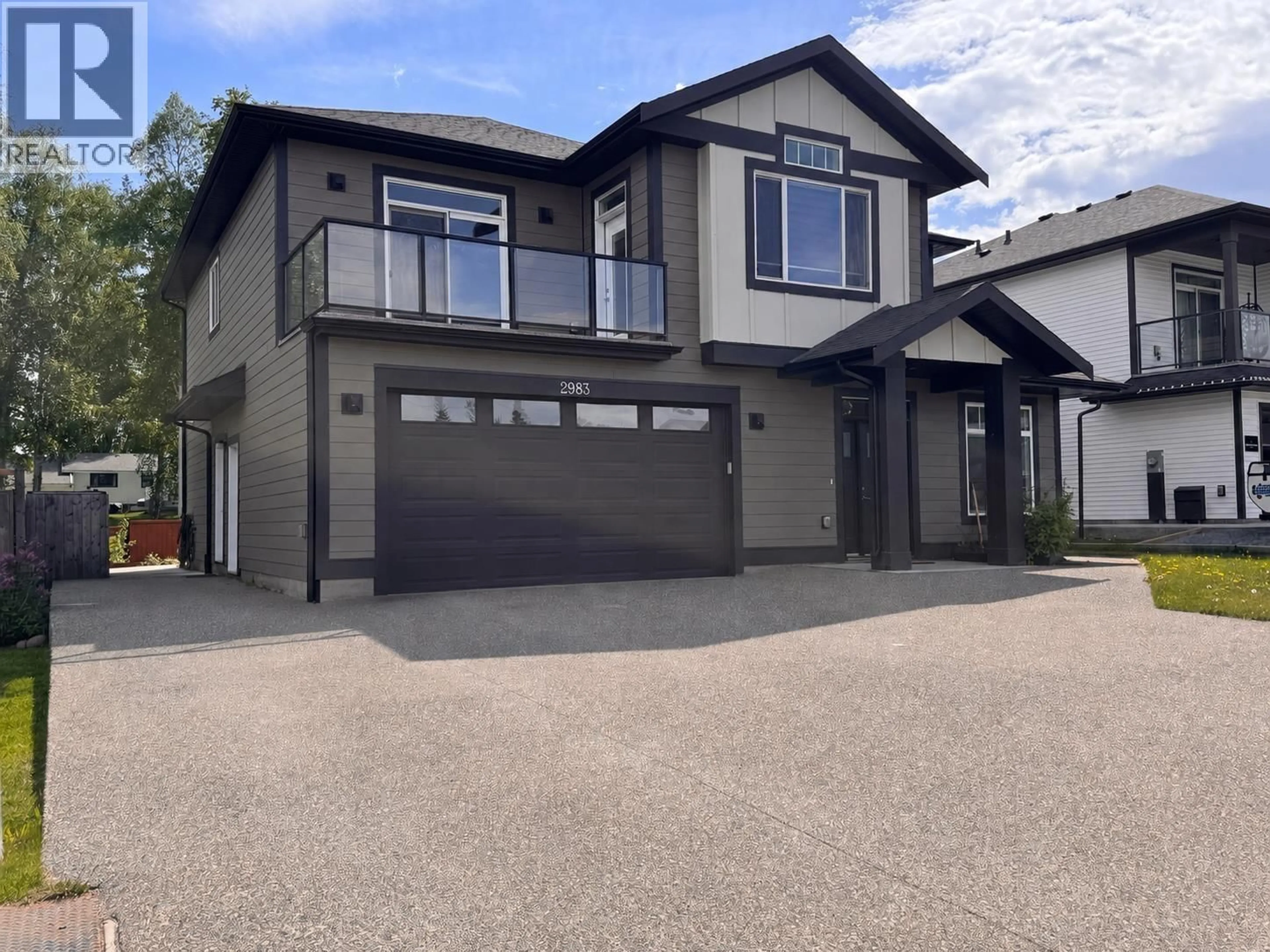 Home with vinyl exterior material, street for 2983 ELLINGTON AVENUE, Prince George British Columbia V2N0G4