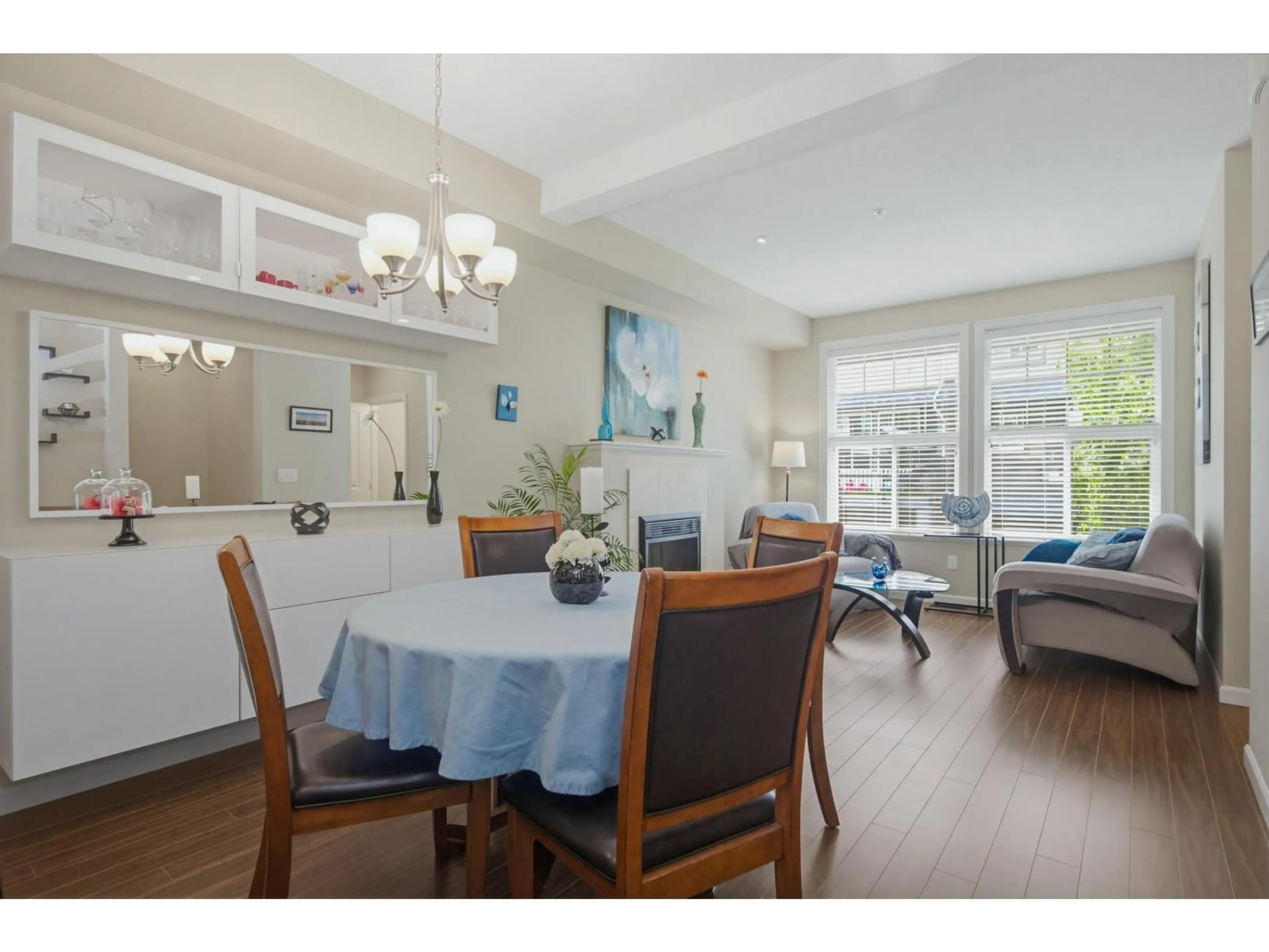 Unknown for 15 - 20831 70 AVENUE, Langley British Columbia V2Y0H1