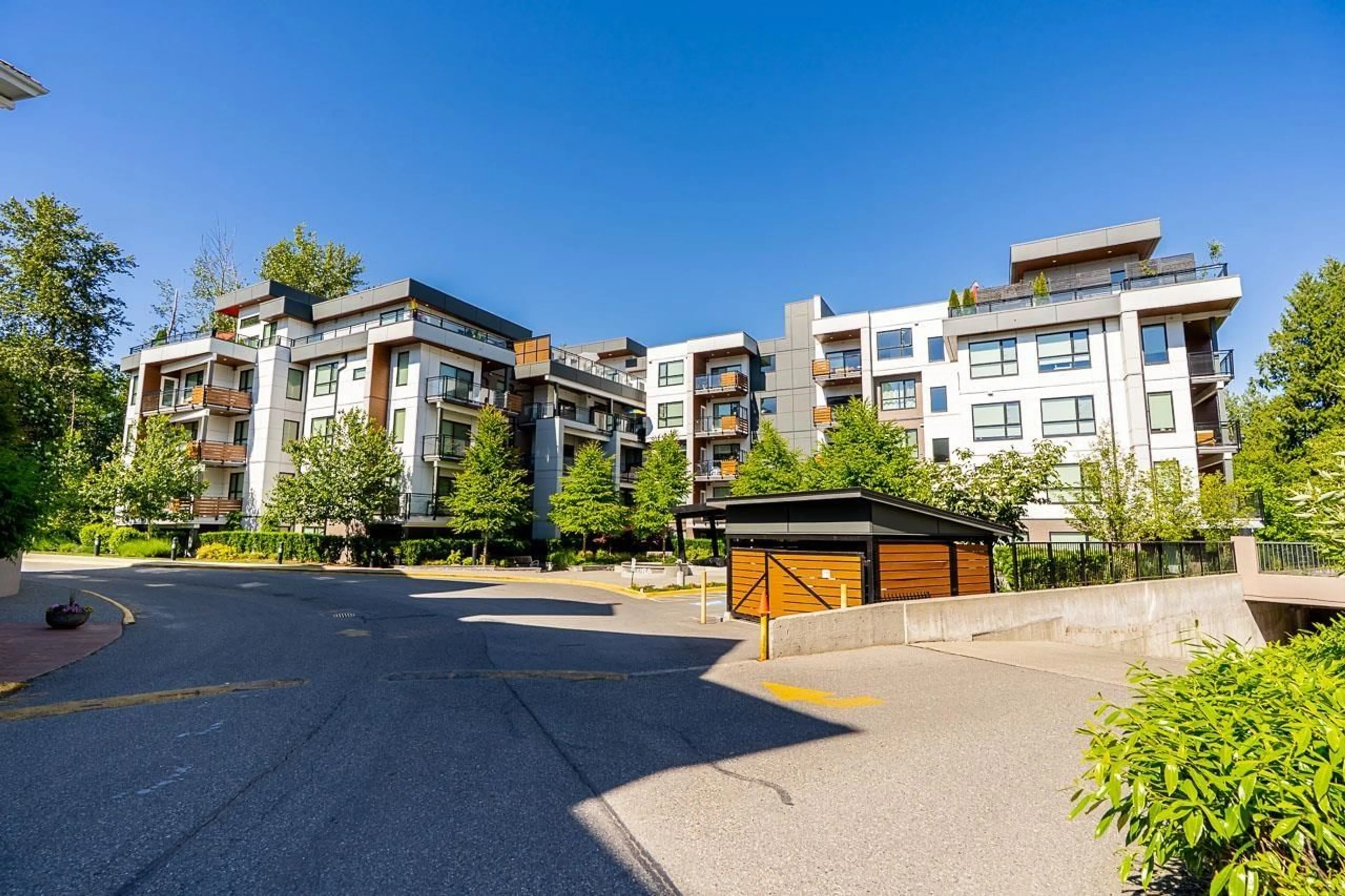 Patio, unknown for 411 - 3182 GLADWIN ROAD, Abbotsford British Columbia V2T6R7