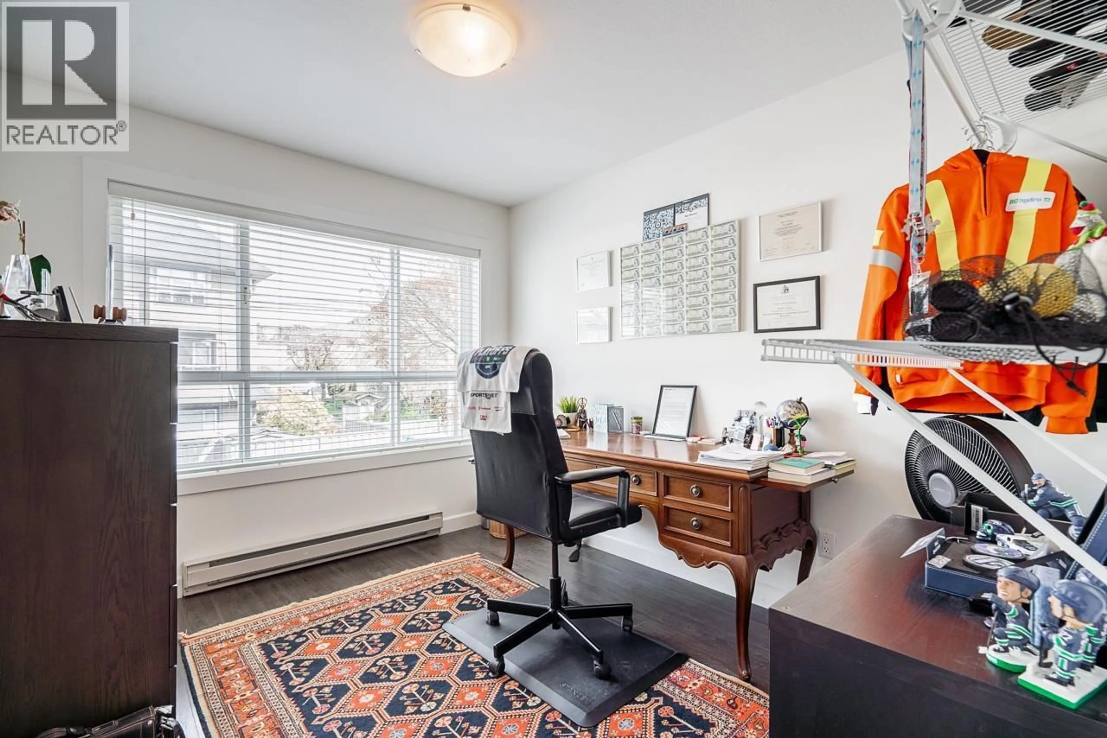A pic of a room for 307 - 3939 HASTINGS STREET, Burnaby British Columbia V5C2H8