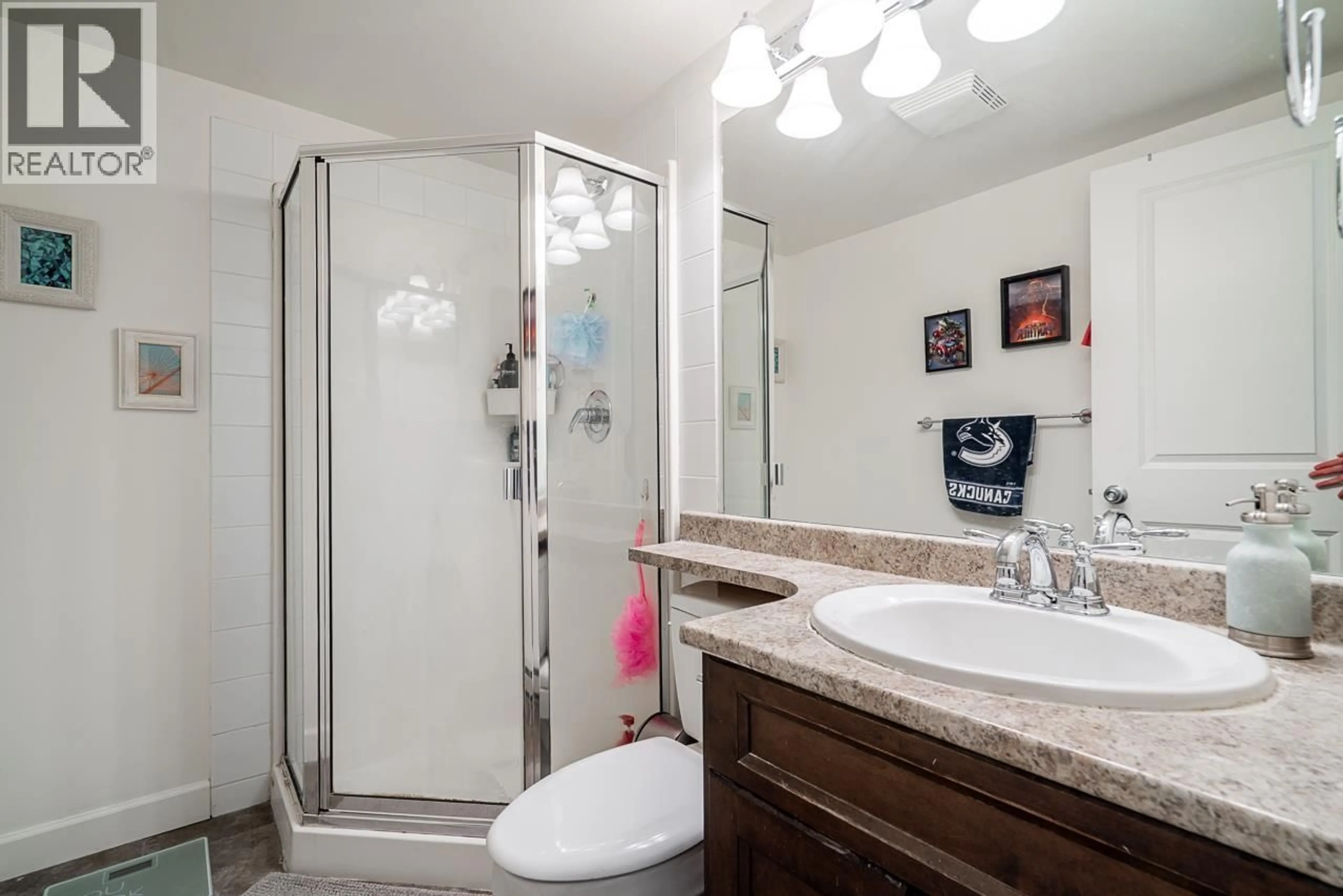 Standard bathroom, ceramic/tile floor for 307 - 3939 HASTINGS STREET, Burnaby British Columbia V5C2H8