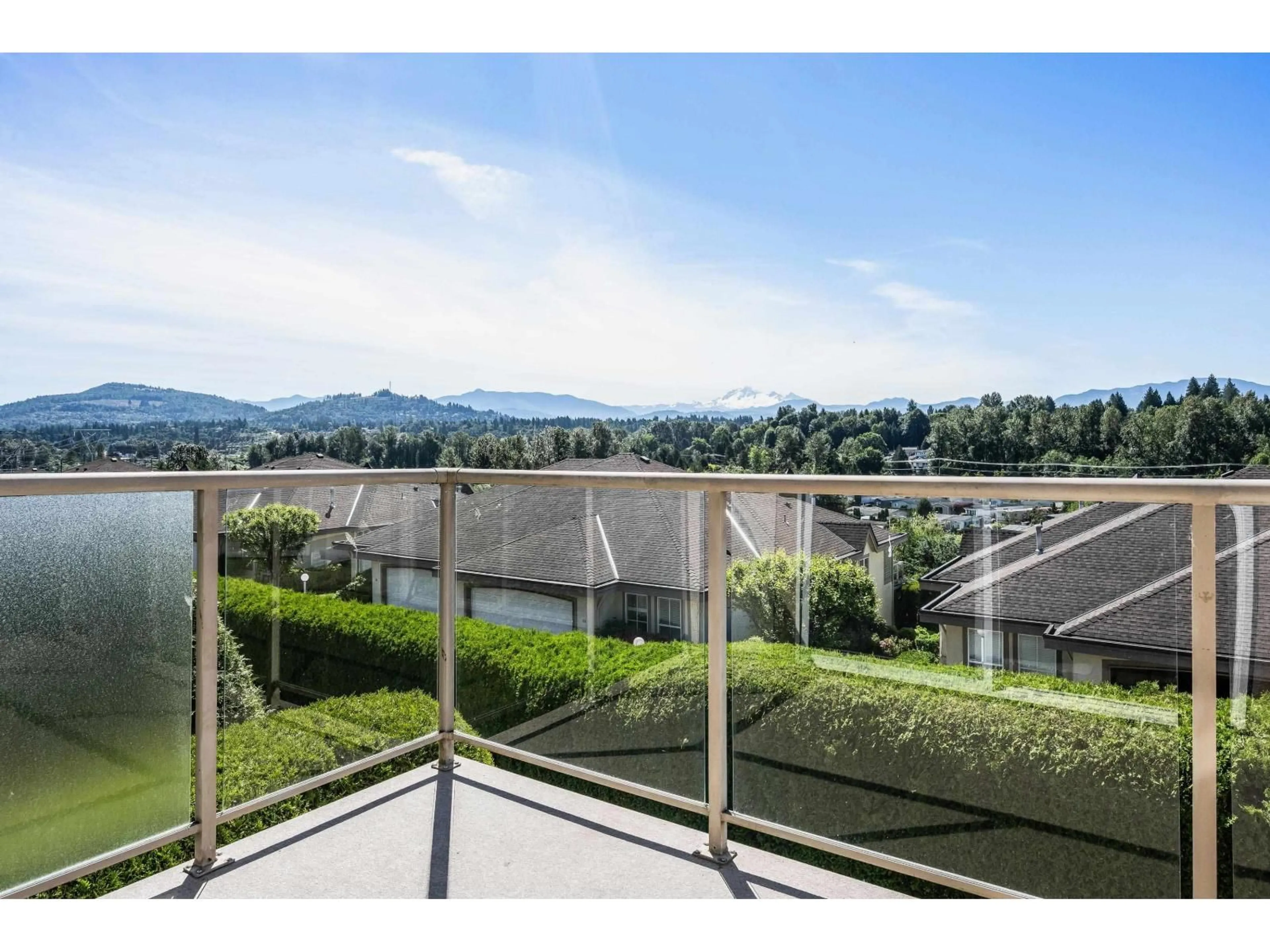 Balcony in the apartment, water/lake/river/ocean view for 34 - 3354 HORN STREET, Abbotsford British Columbia V2S7L3