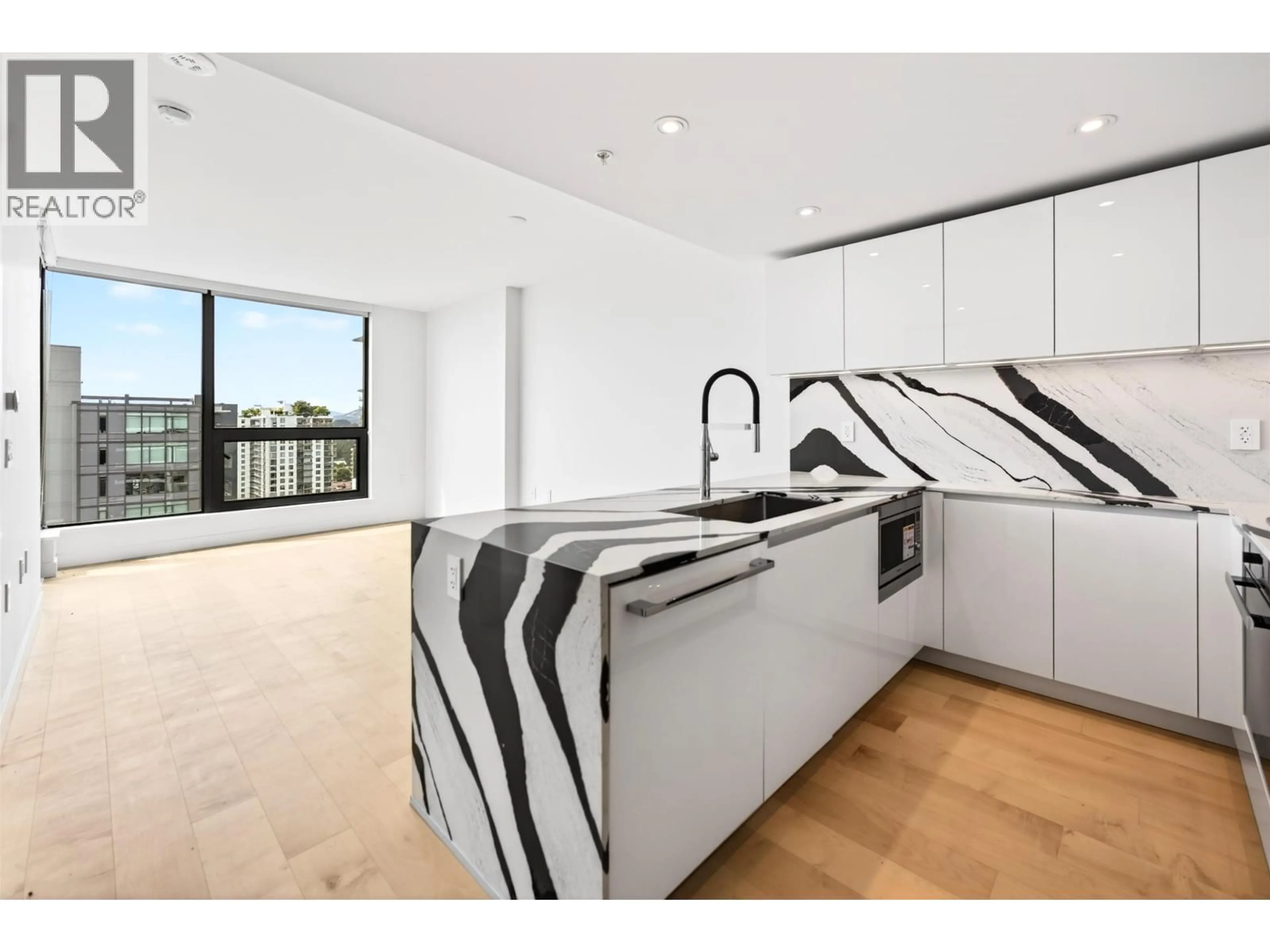 Contemporary kitchen, unknown for 1304 - 135 13TH STREET, North Vancouver British Columbia V7L0J8