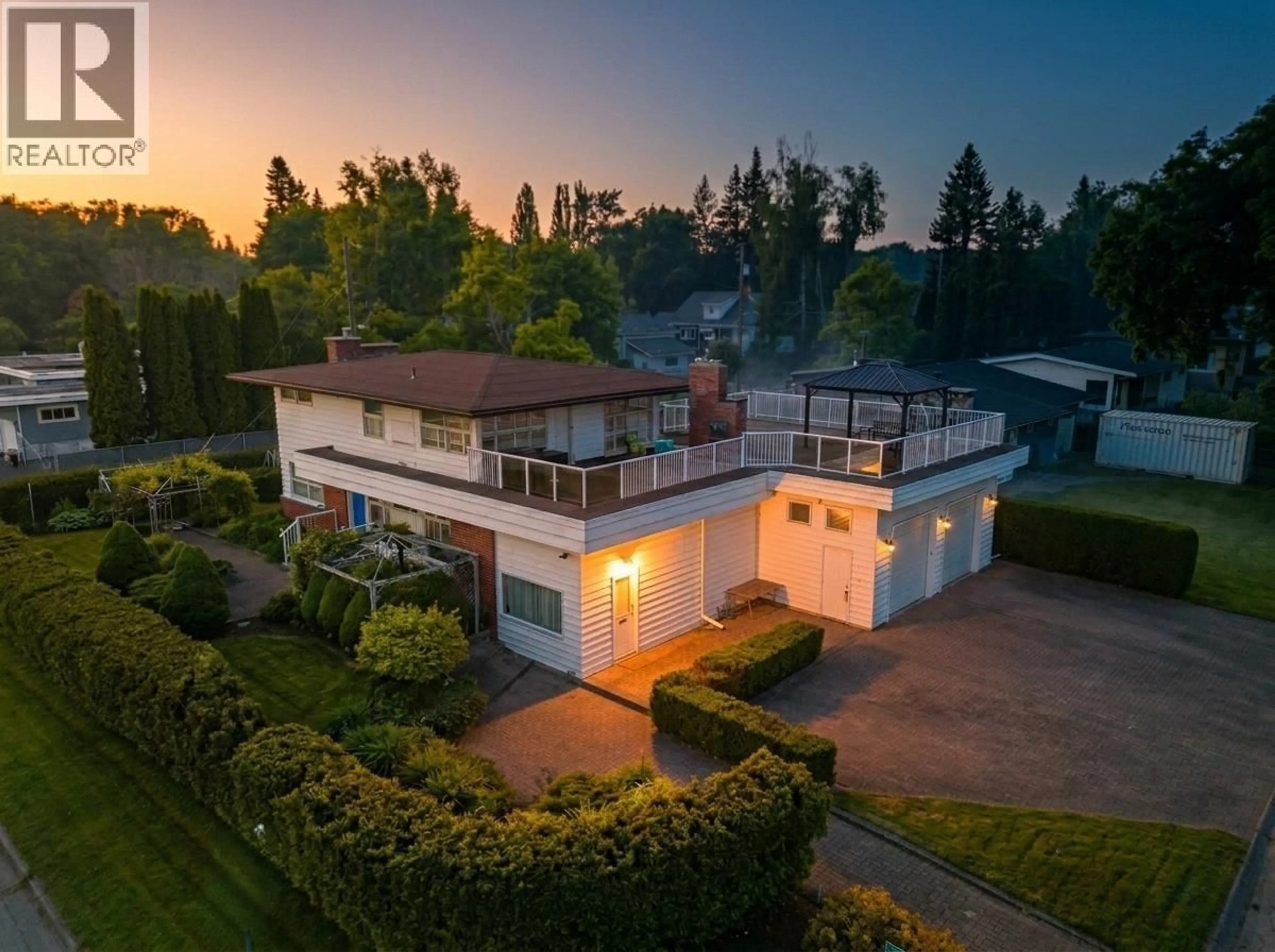 A pic from outside/outdoor area/front of a property/back of a property/a pic from drone, street for 1689 BIRCH STREET, Prince George British Columbia V2L1B3