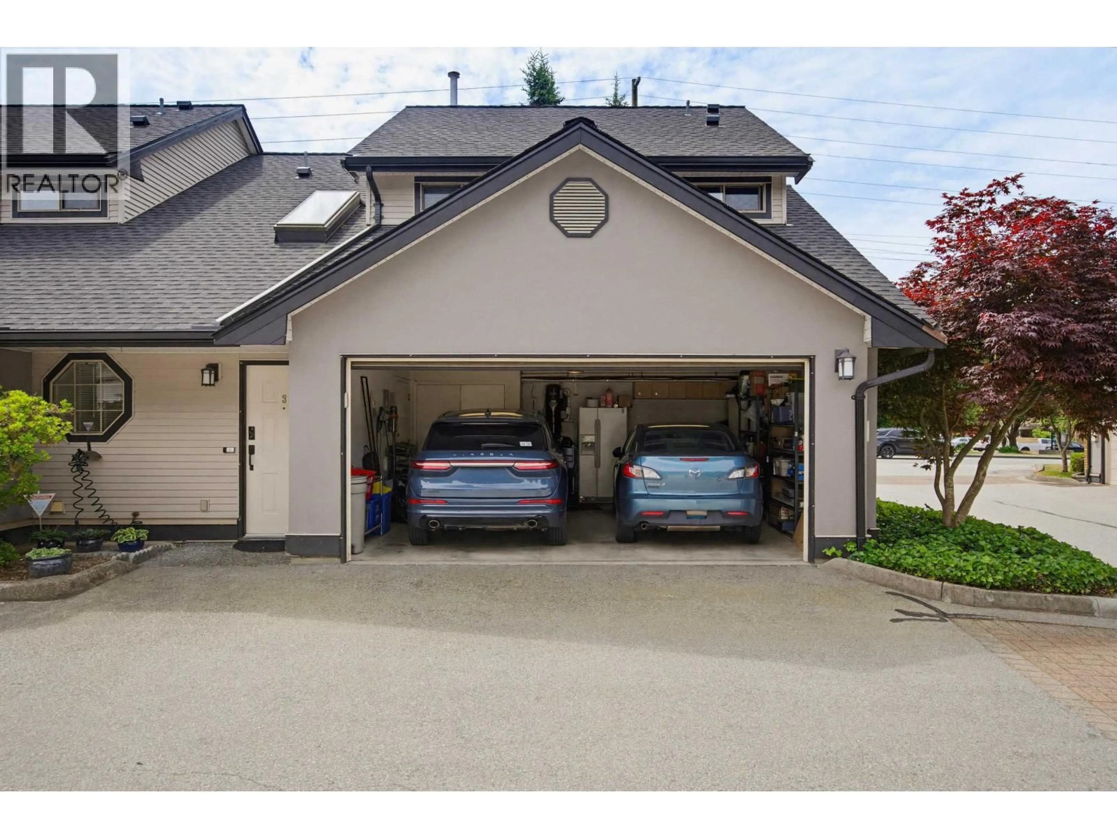 Indoor garage for 3 - 20841 DEWDNEY TRUNK ROAD, Maple Ridge British Columbia V2X3E7