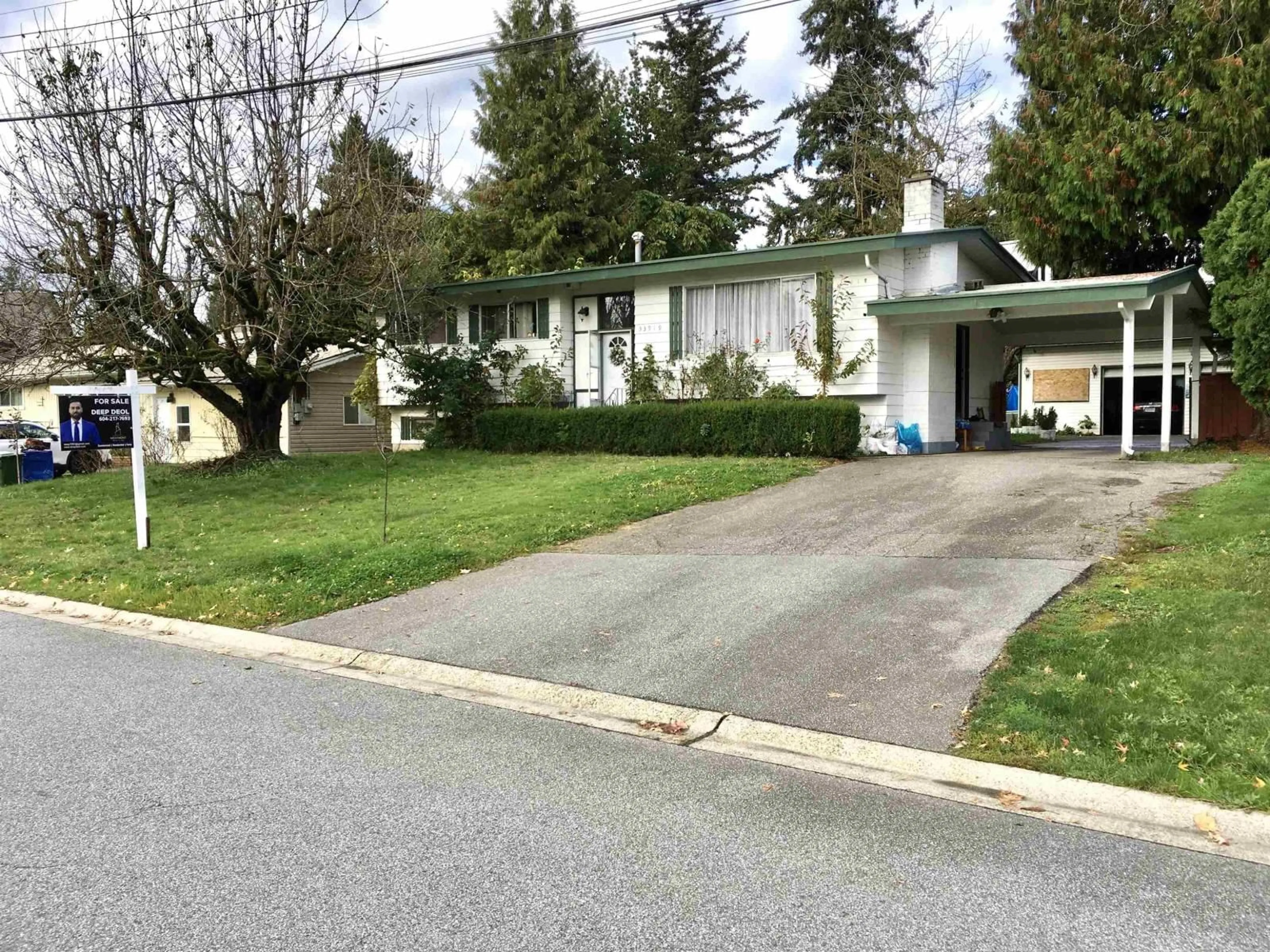 Unknown for 33919 FERN STREET, Abbotsford British Columbia V2S1G4