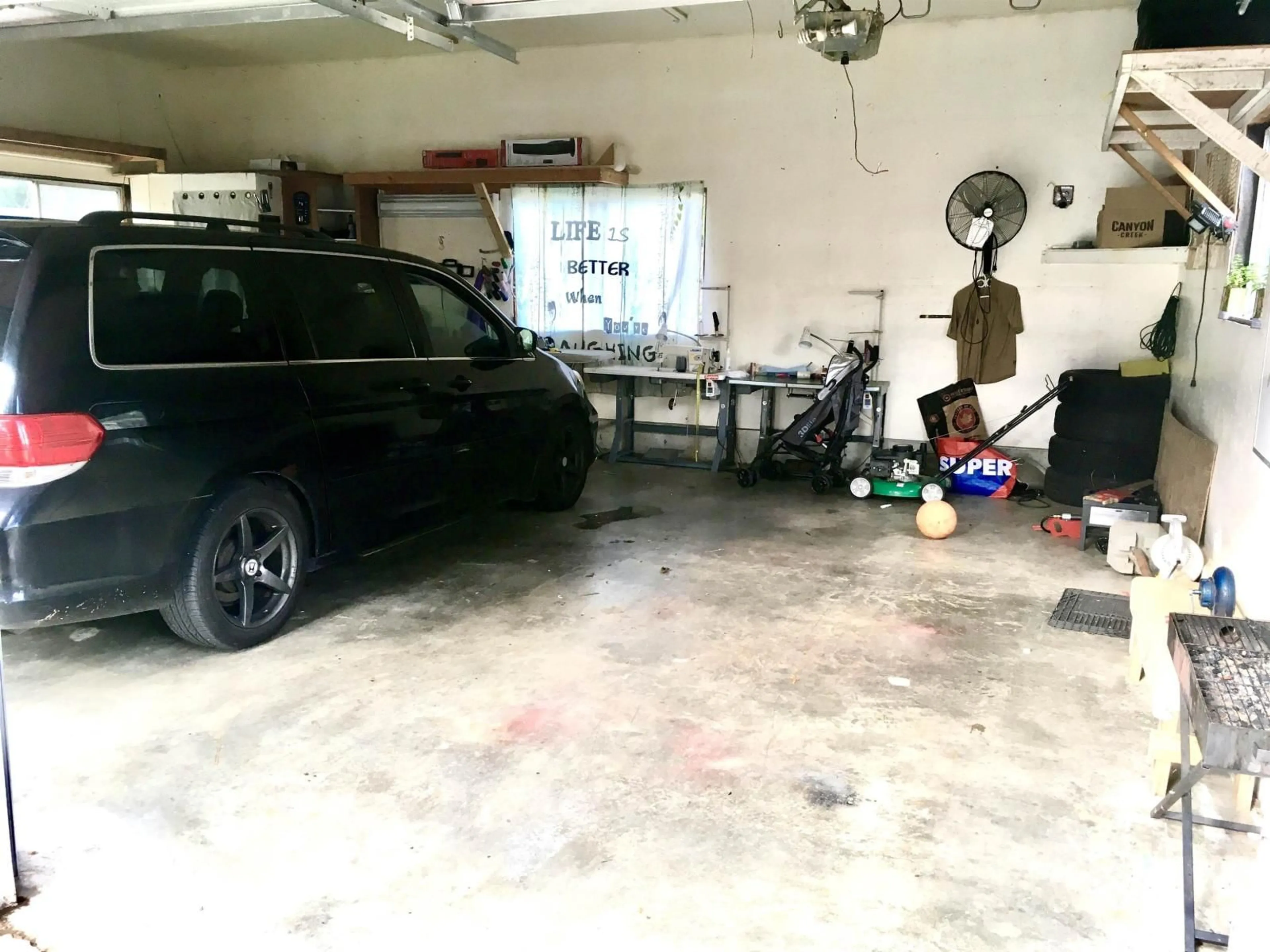 Indoor garage for 33919 FERN STREET, Abbotsford British Columbia V2S1G4