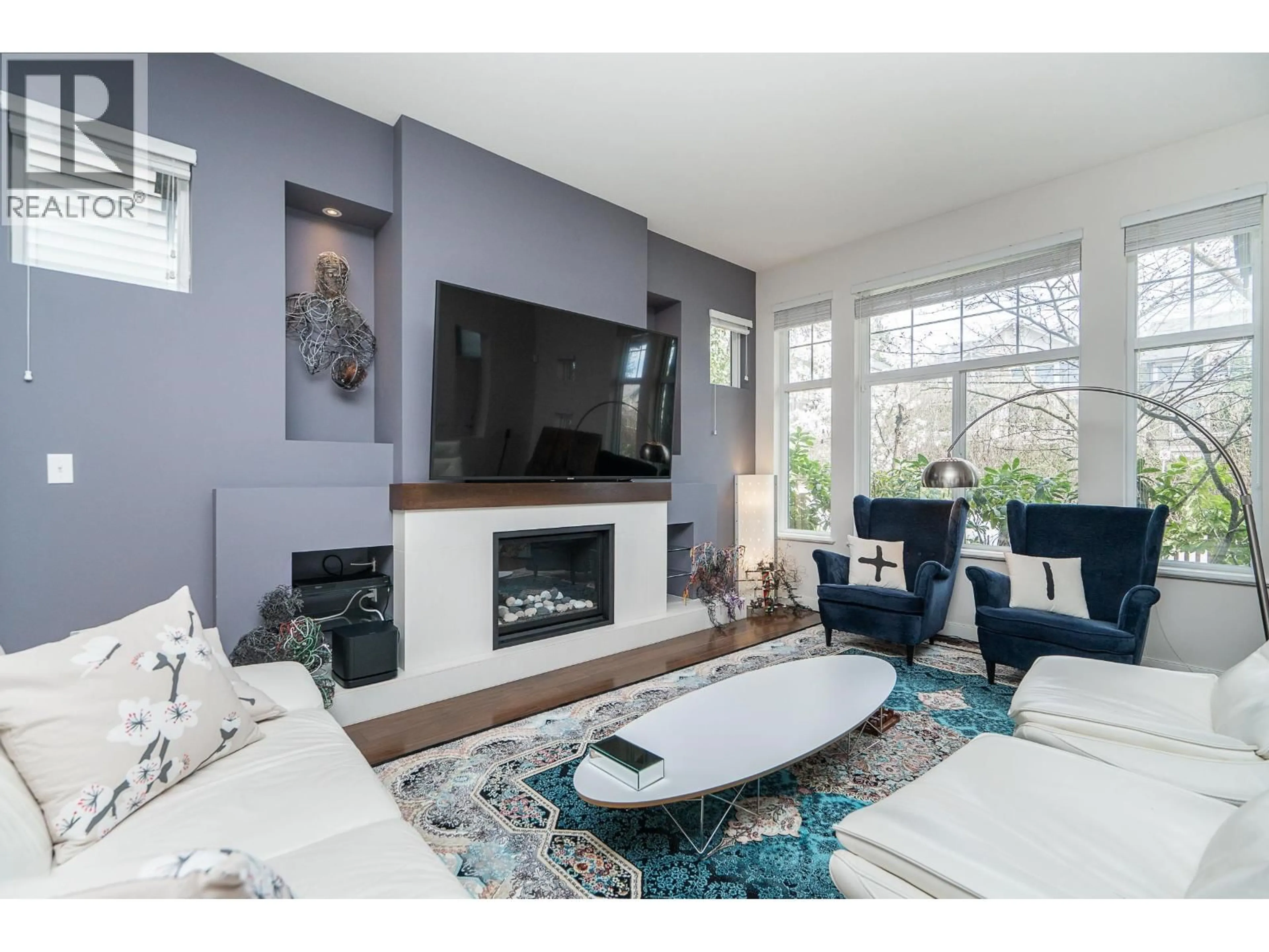 Living room with furniture, unknown for 1420 COAST MERIDIAN ROAD, Coquitlam British Columbia V3E0H5