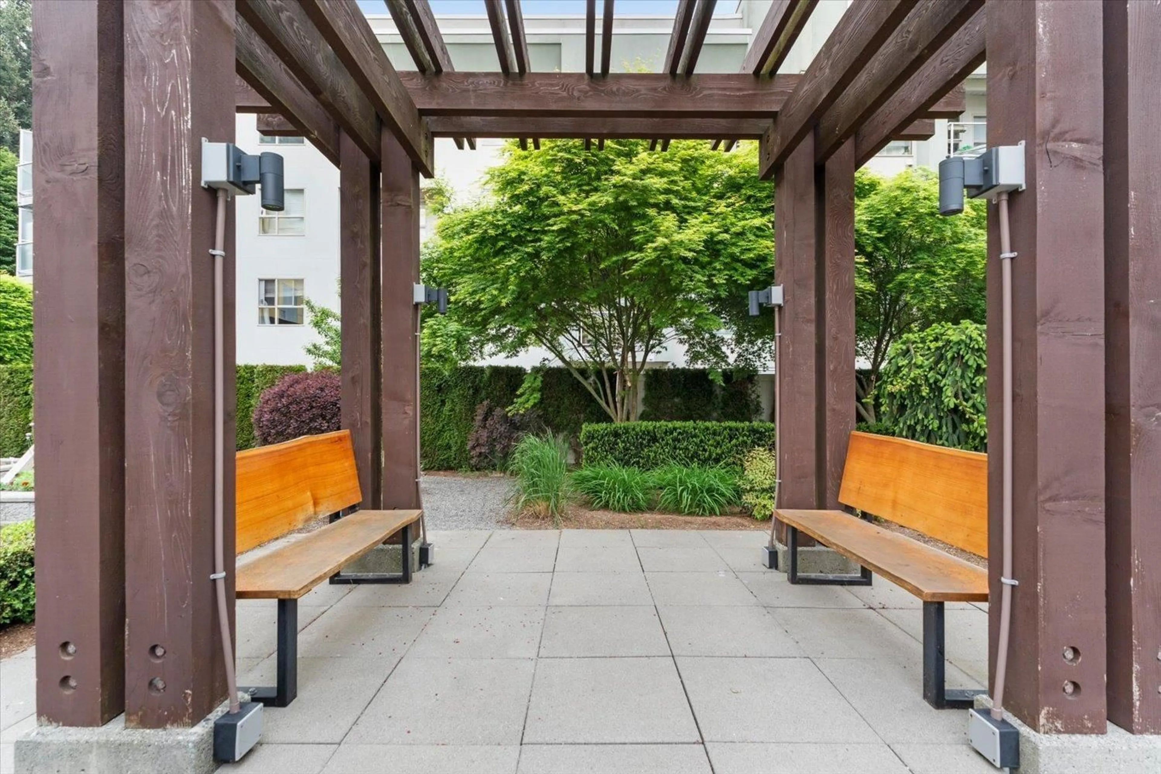 Patio, street for 301 - 2555 WARE STREET, Abbotsford British Columbia V2S0J4
