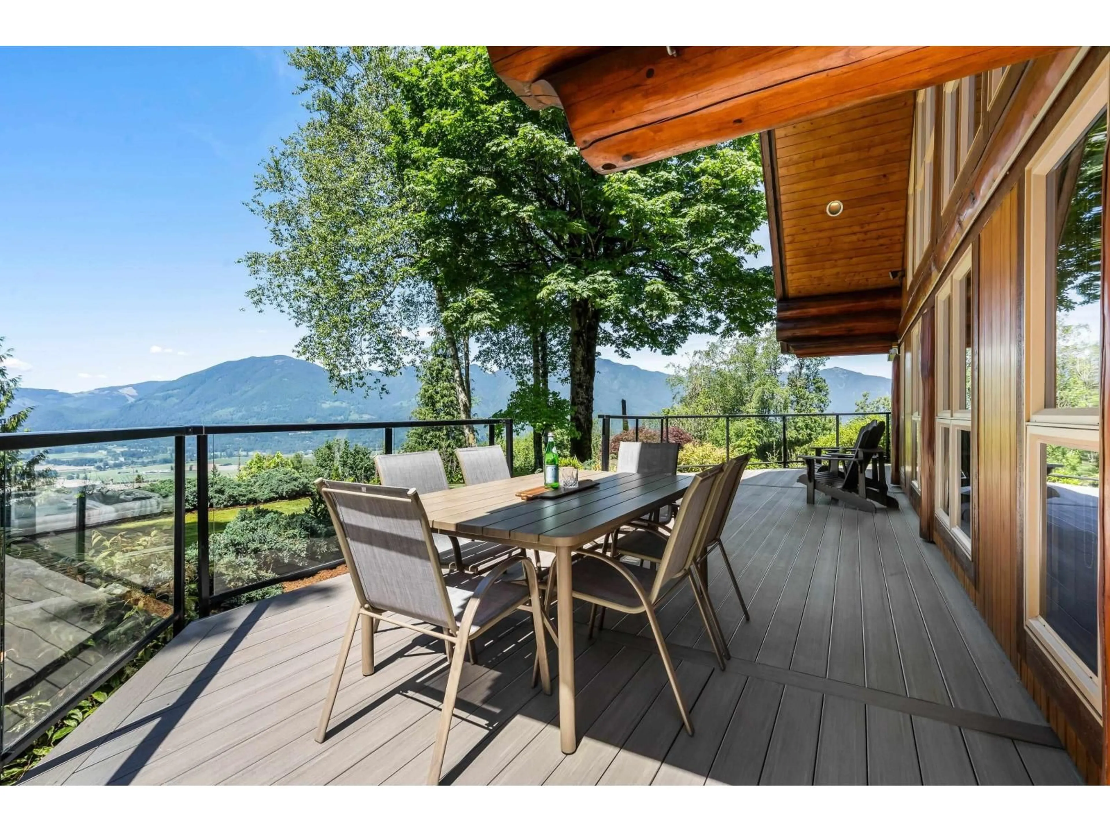 Patio, water/lake/river/ocean view for 43583 BRACKEN DRIVE, Chilliwack British Columbia V2R4A3
