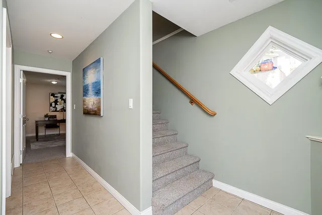 15645 PACIFIC AVENUE, White Rock 3