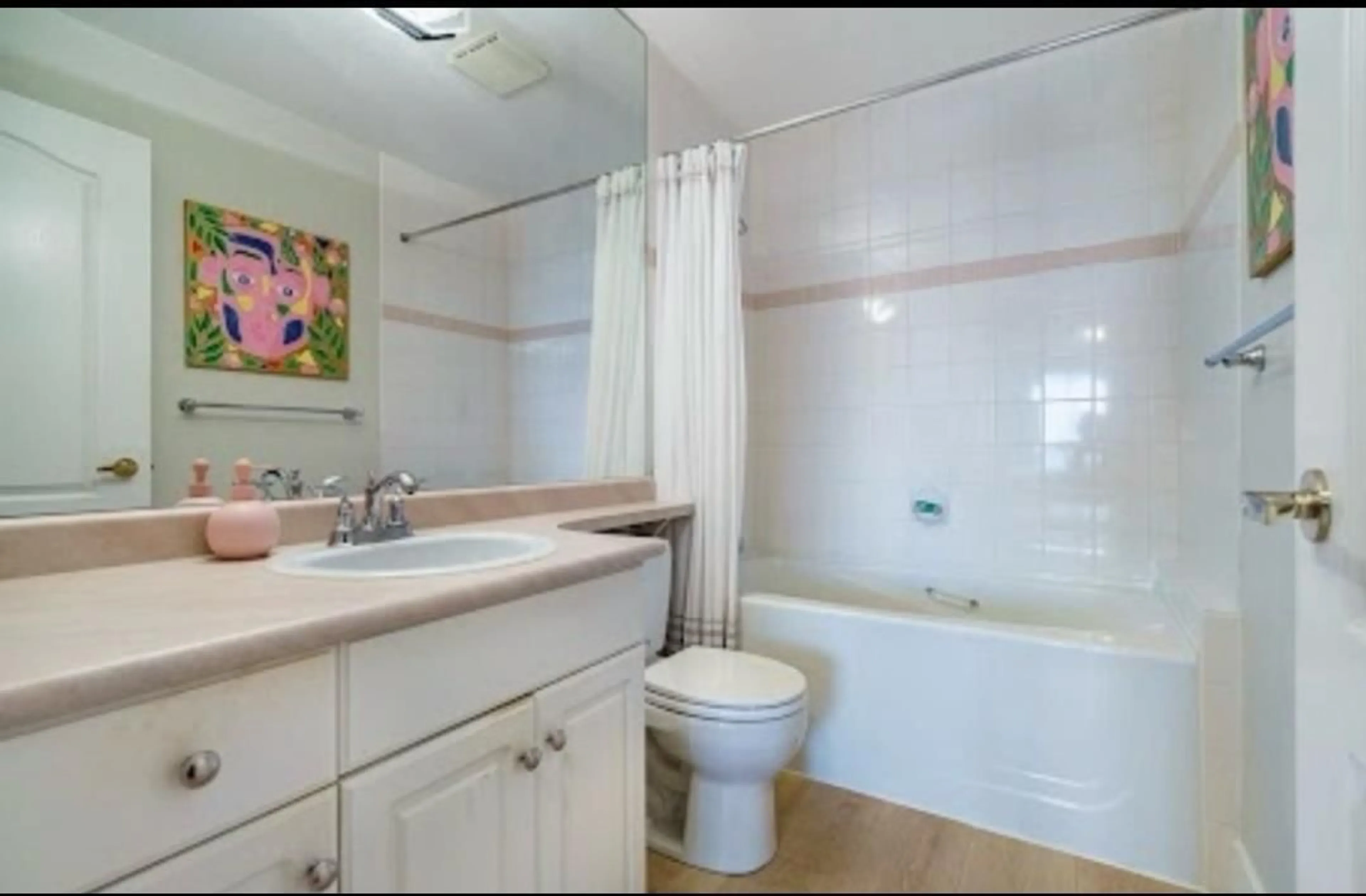 Standard bathroom, unknown for 305 - 33150 4TH AVENUE, Mission British Columbia V2V7A3