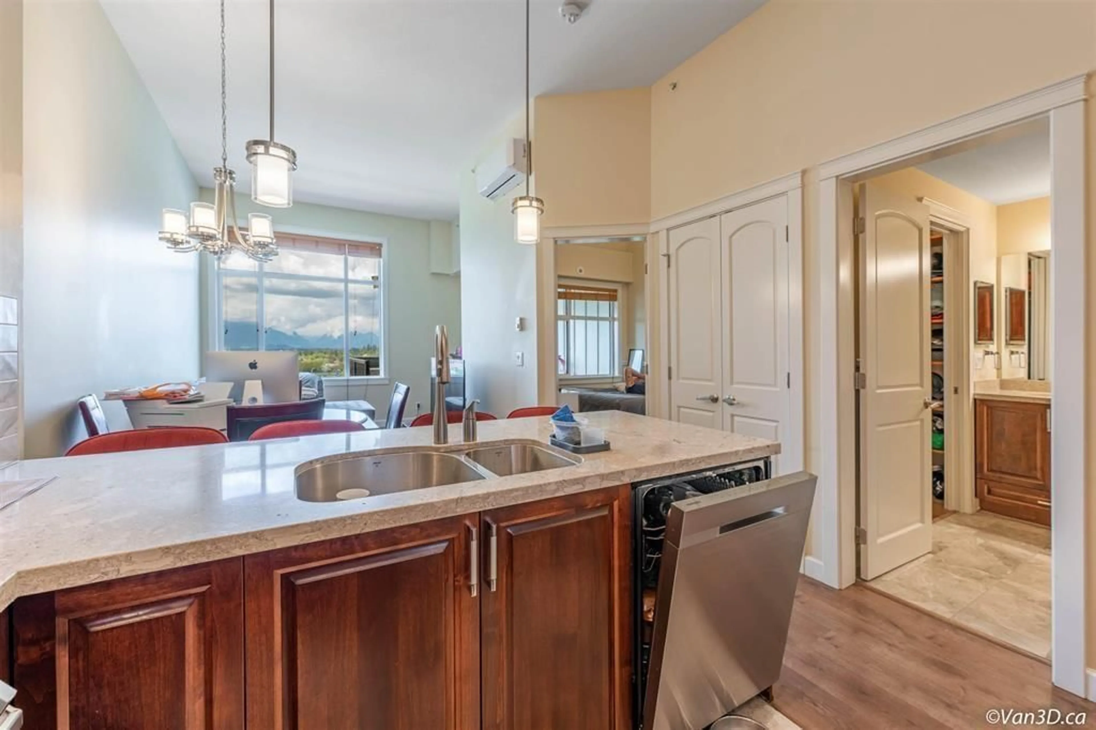 Open concept kitchen, unknown for 606 - 20290 86 AVENUE, Langley British Columbia V2Y3L6