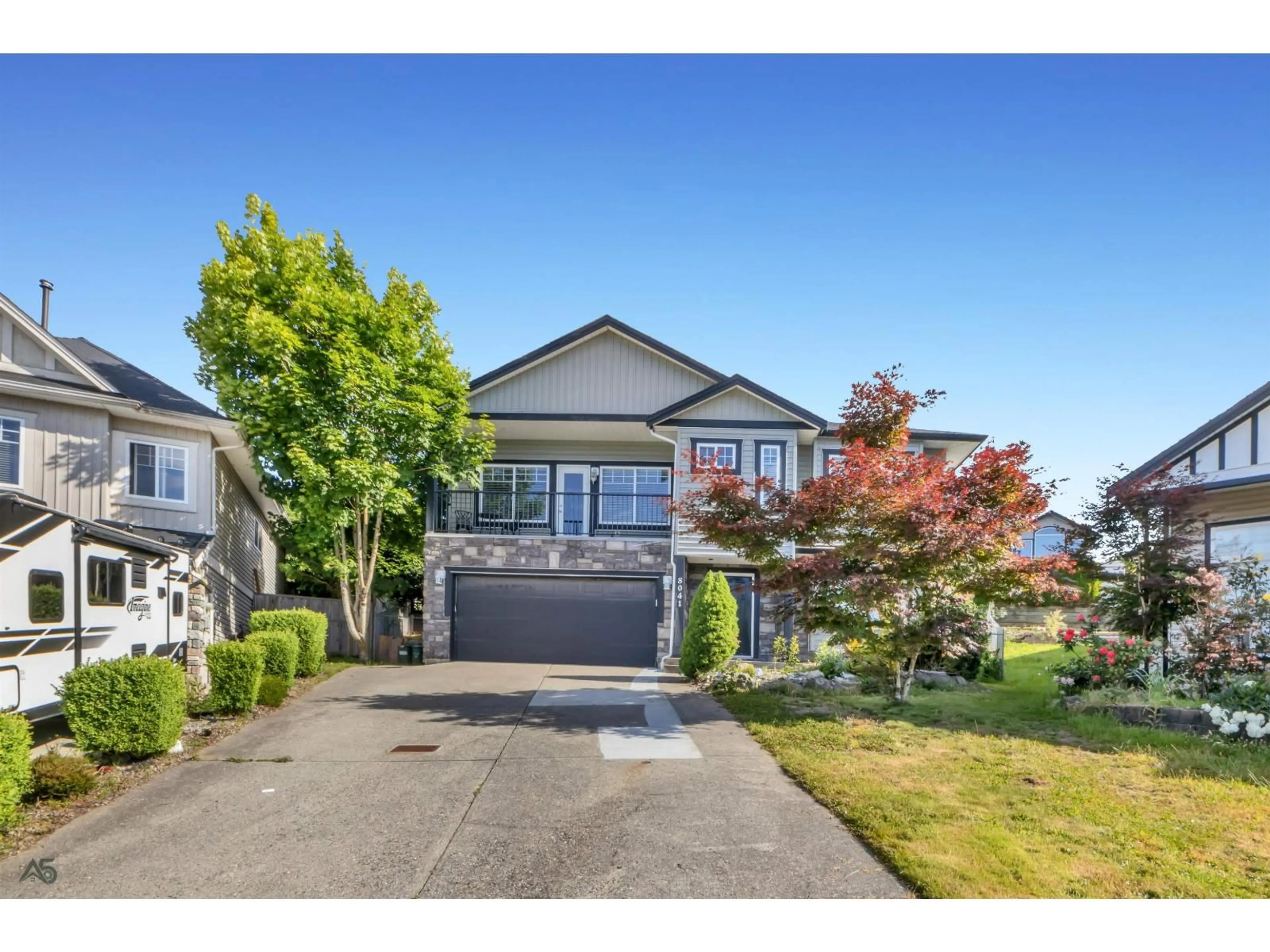 Home with vinyl exterior material, street for 8041 LITTLE TERRACE, Mission British Columbia V2V7B5