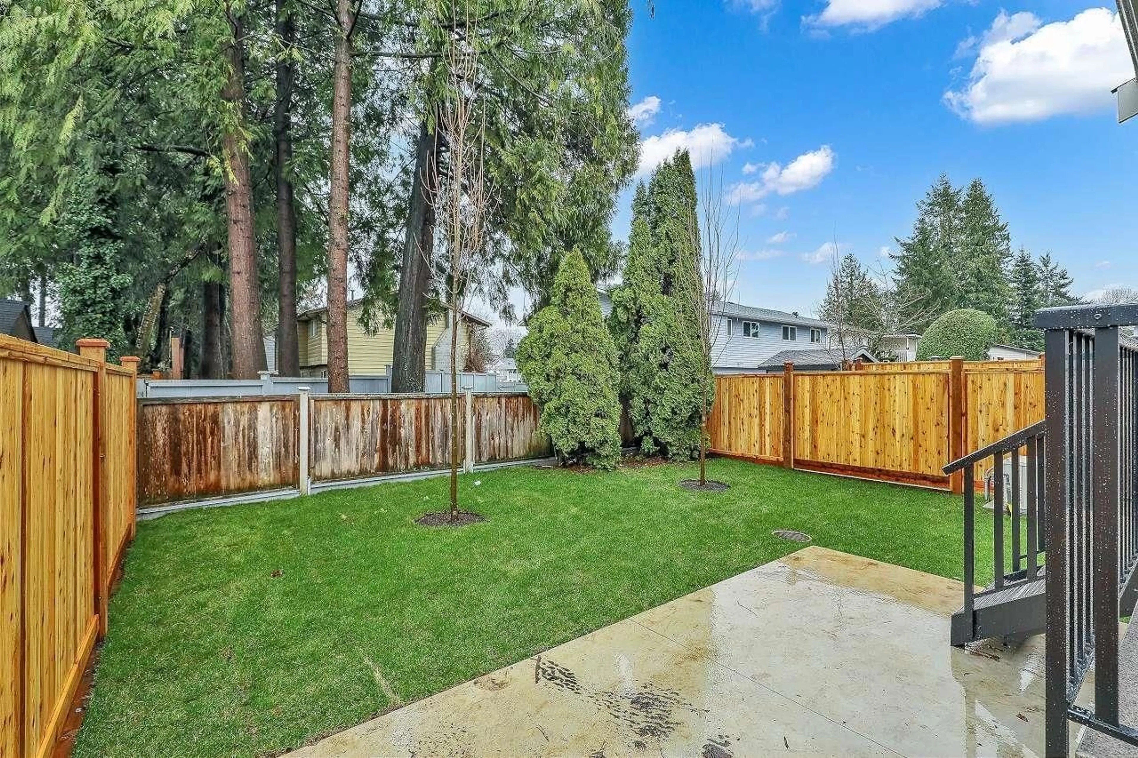 Patio, unknown for 7826 118 STREET, Surrey British Columbia V4C6G8