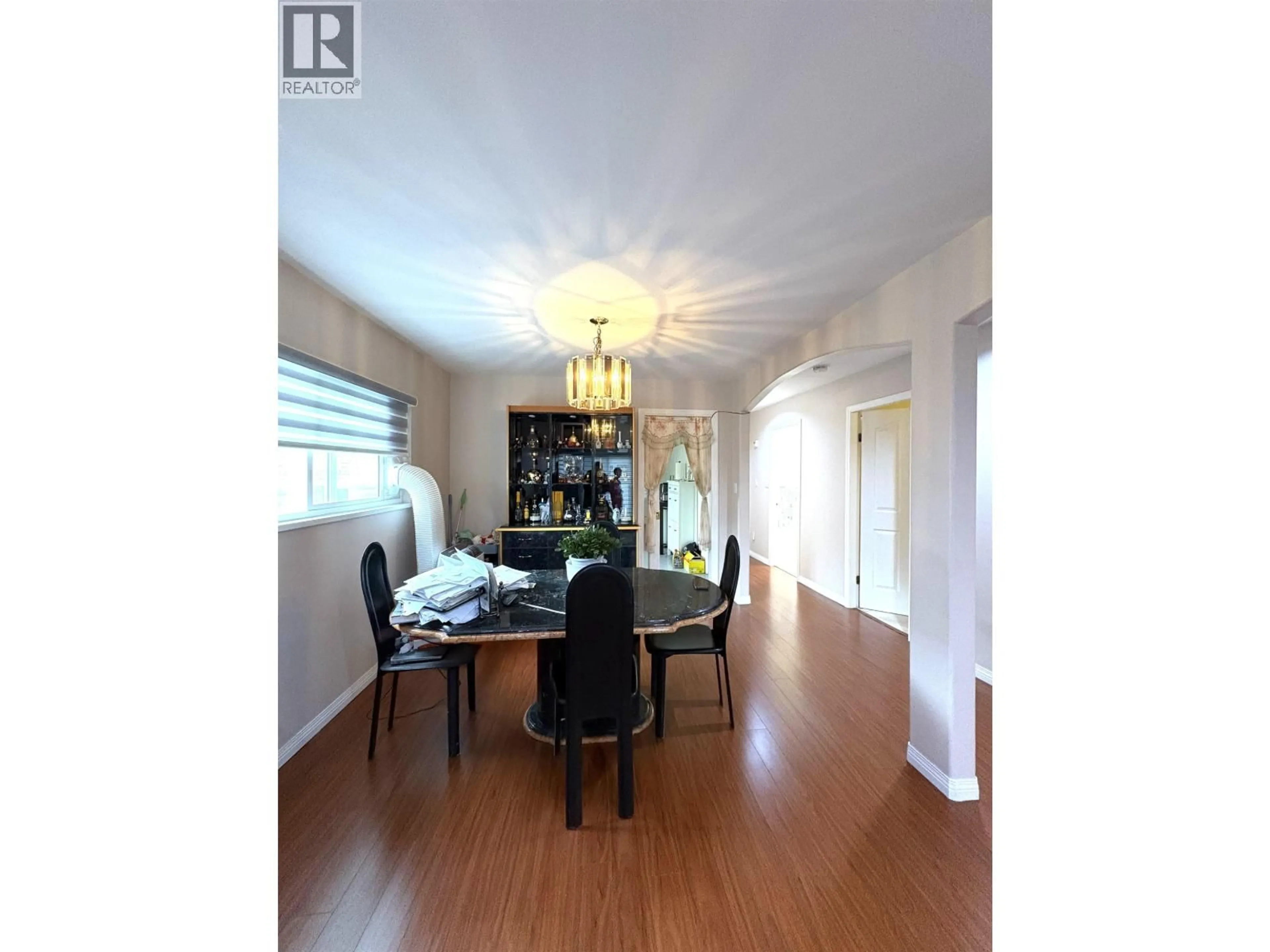 Dining room, wood/laminate floor for 4156 CAMBRIDGE STREET, Burnaby British Columbia V5C1G9