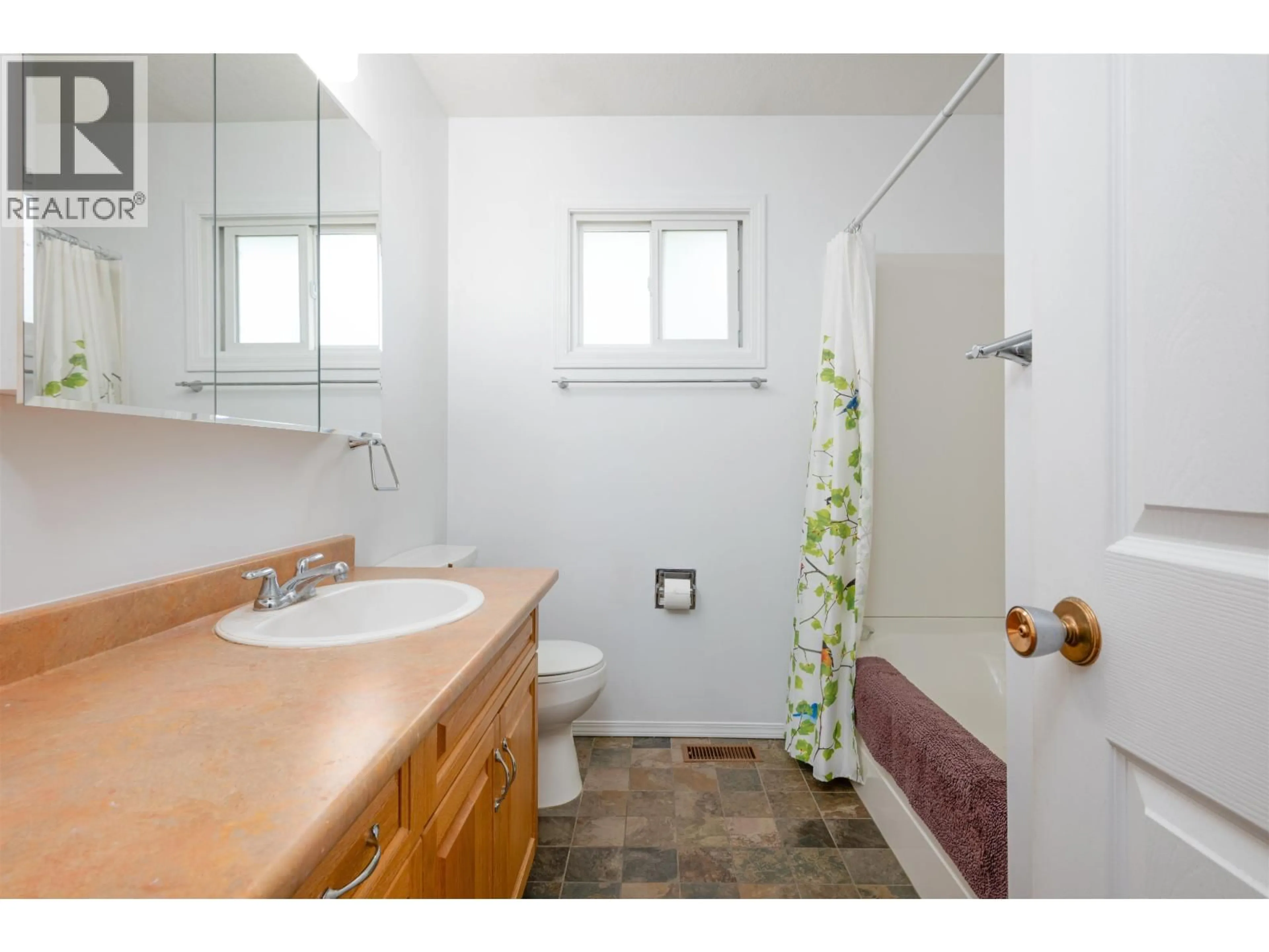 Standard bathroom, ceramic/tile floor for 766 OCHAKWIN CRESCENT, Prince George British Columbia V2M5P3