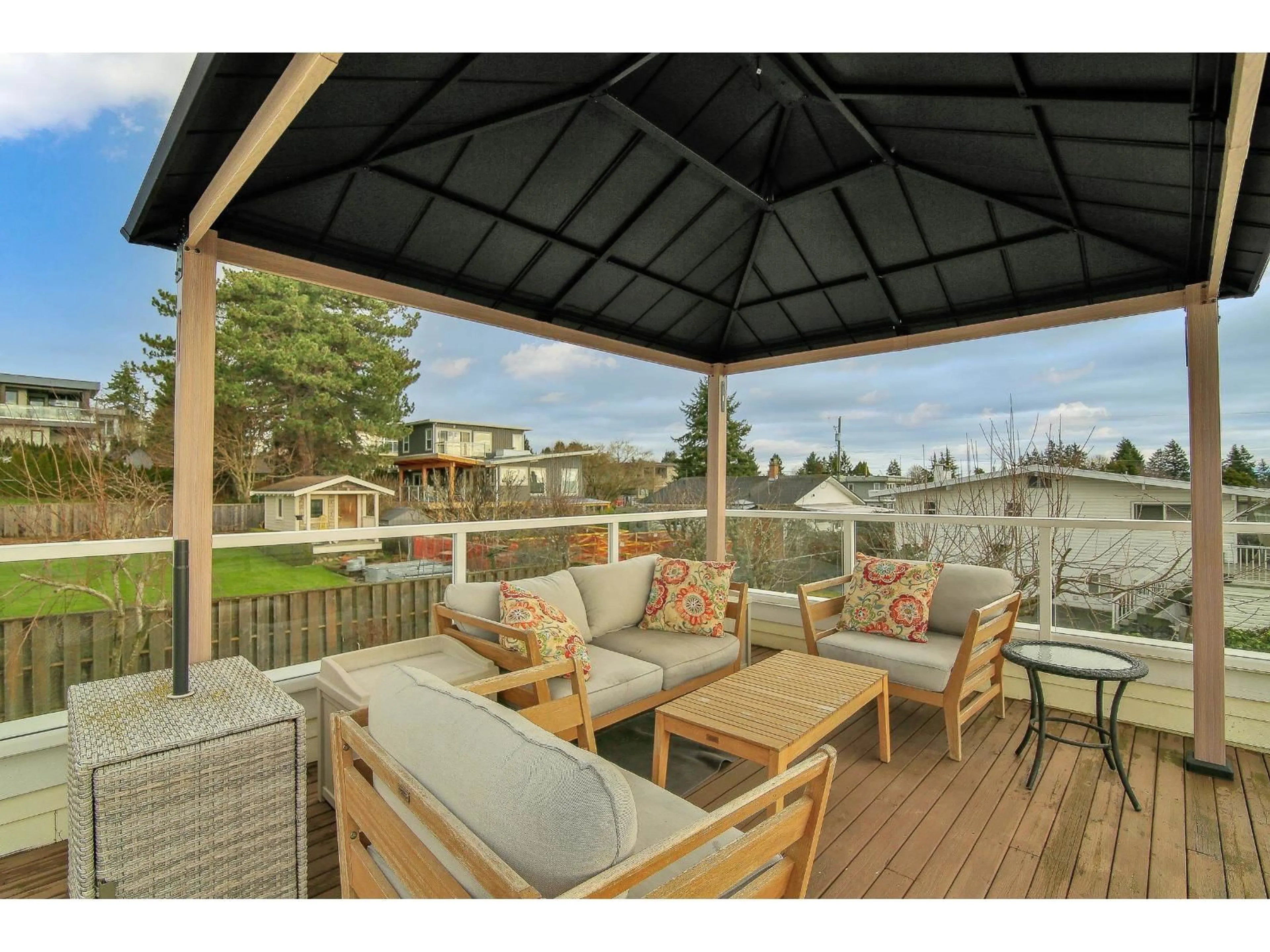 Patio, water/lake/river/ocean view for 1050 PARKER STREET, White Rock British Columbia V4B4R7