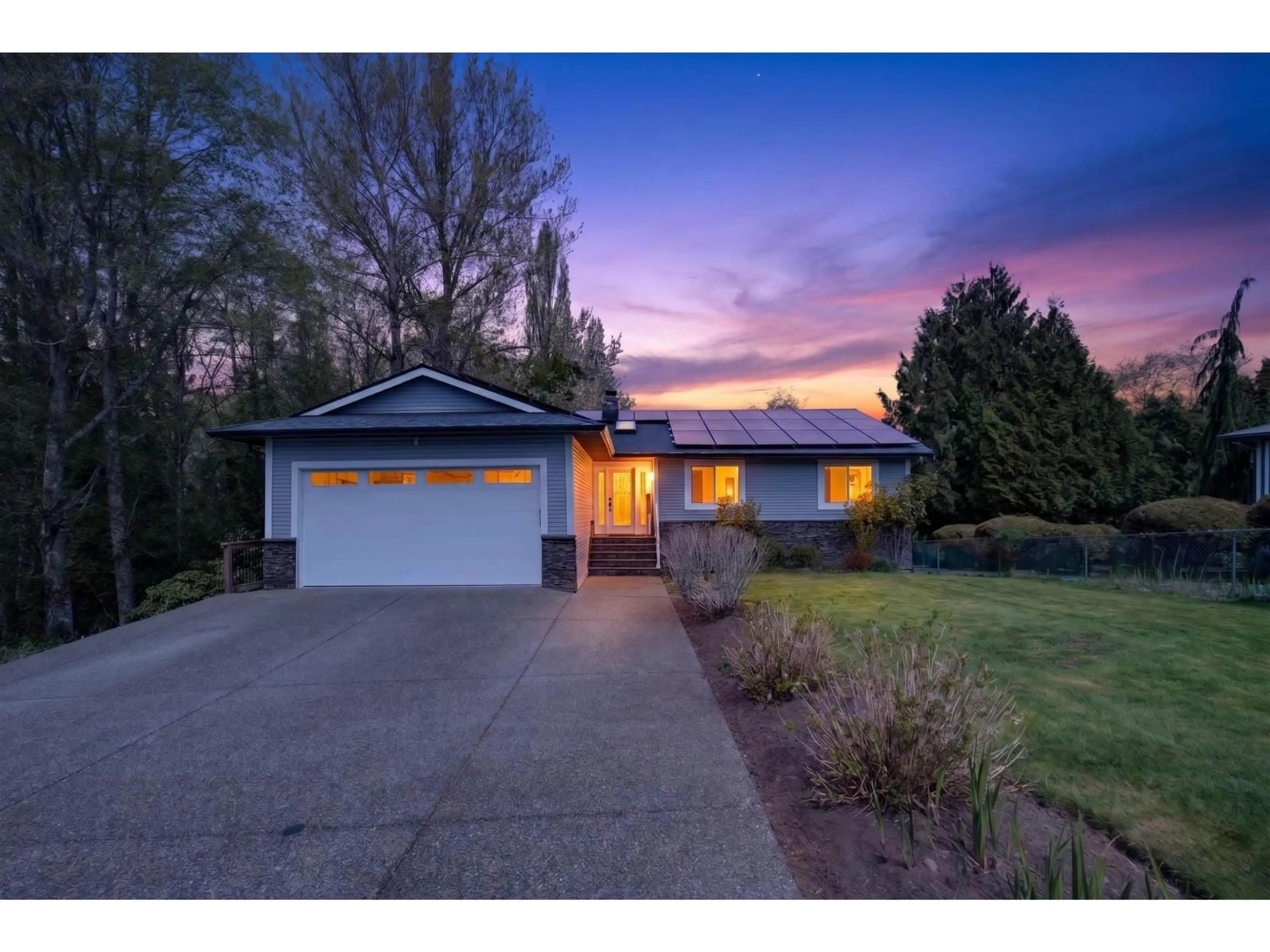 Unknown for 19939 51 AVENUE, Langley British Columbia V3A7P2
