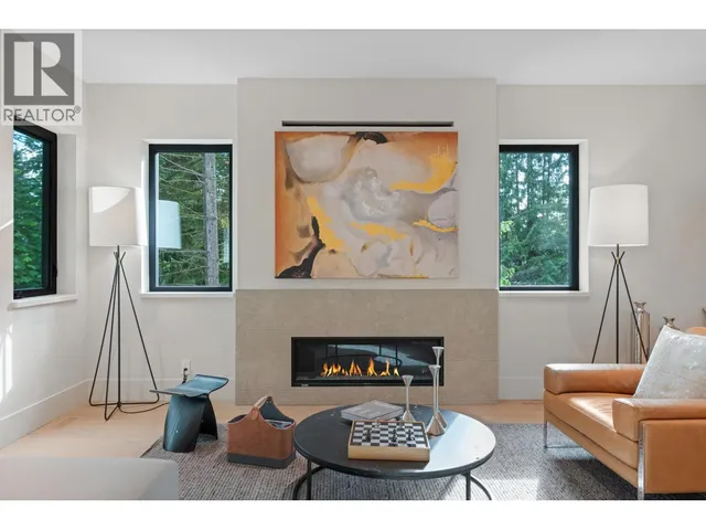 5663 WESTPORT ROAD, West Vancouver 4
