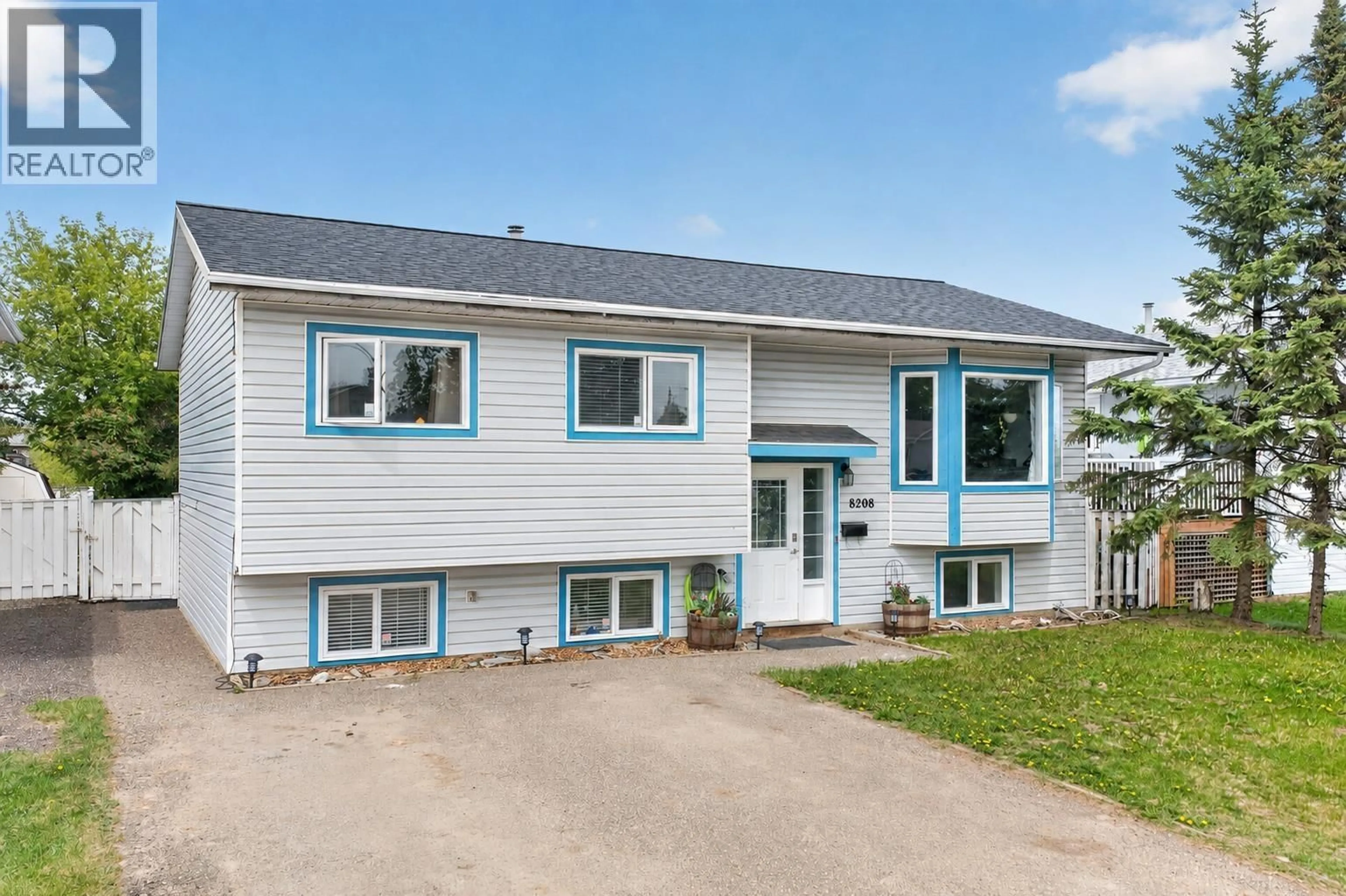 Home with vinyl exterior material, street for 8208 98 AVENUE, Fort St. John British Columbia V1J1P5