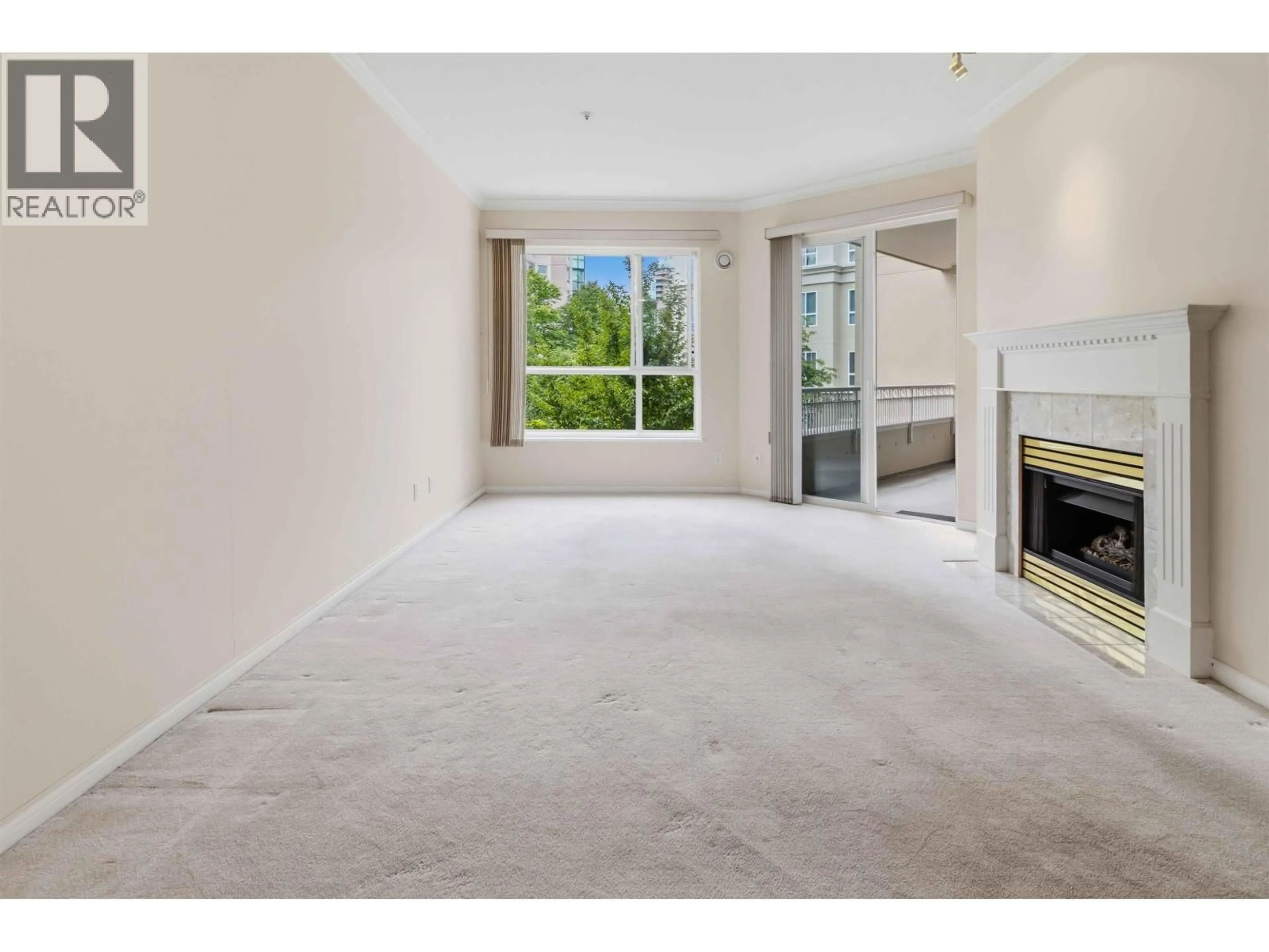 A pic of a room for 226 - 3098 GUILDFORD WAY, Coquitlam British Columbia V3B7W8