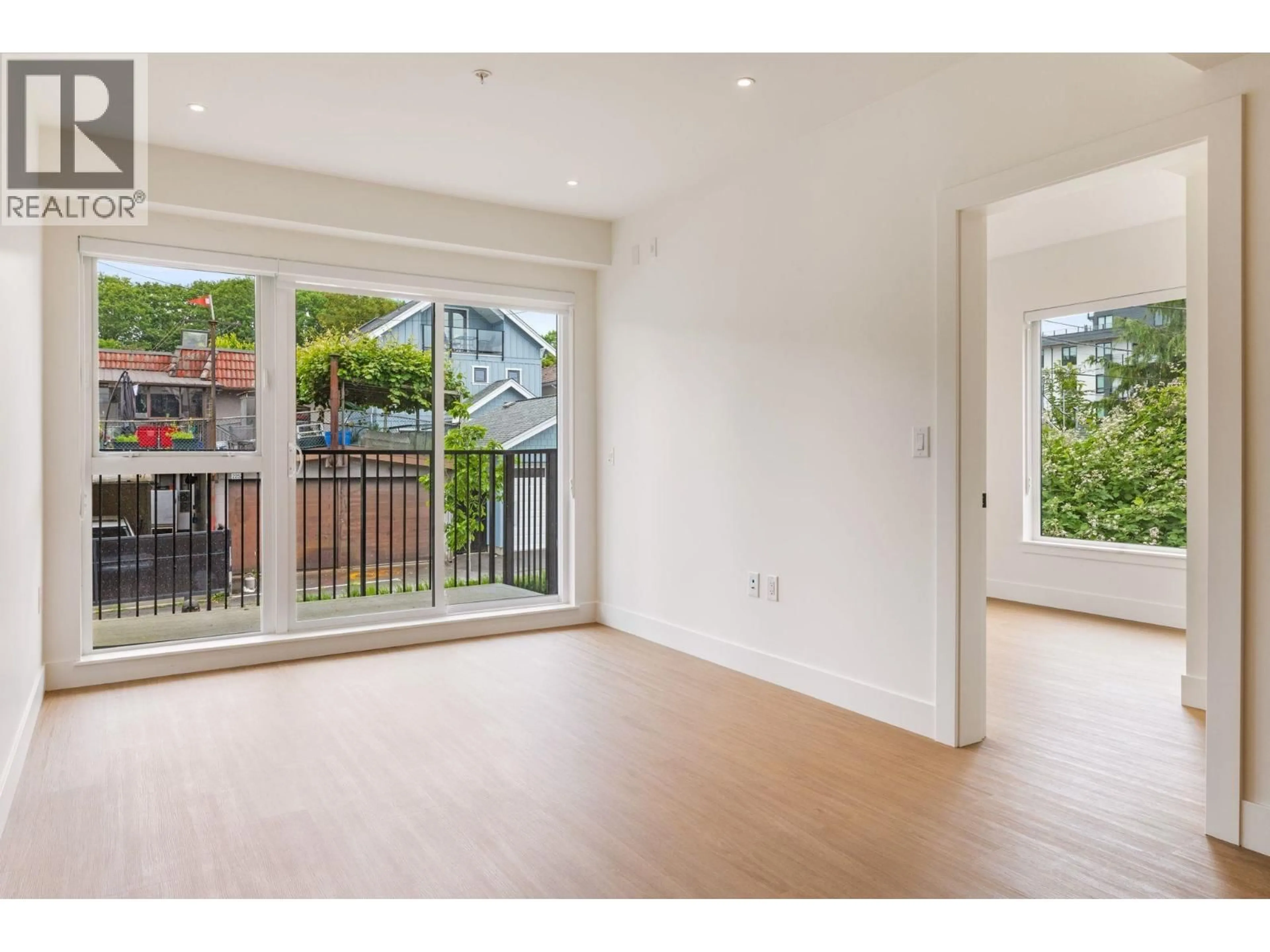 Unknown for 202 - 2235 BROADWAY, Vancouver British Columbia V5N0J5