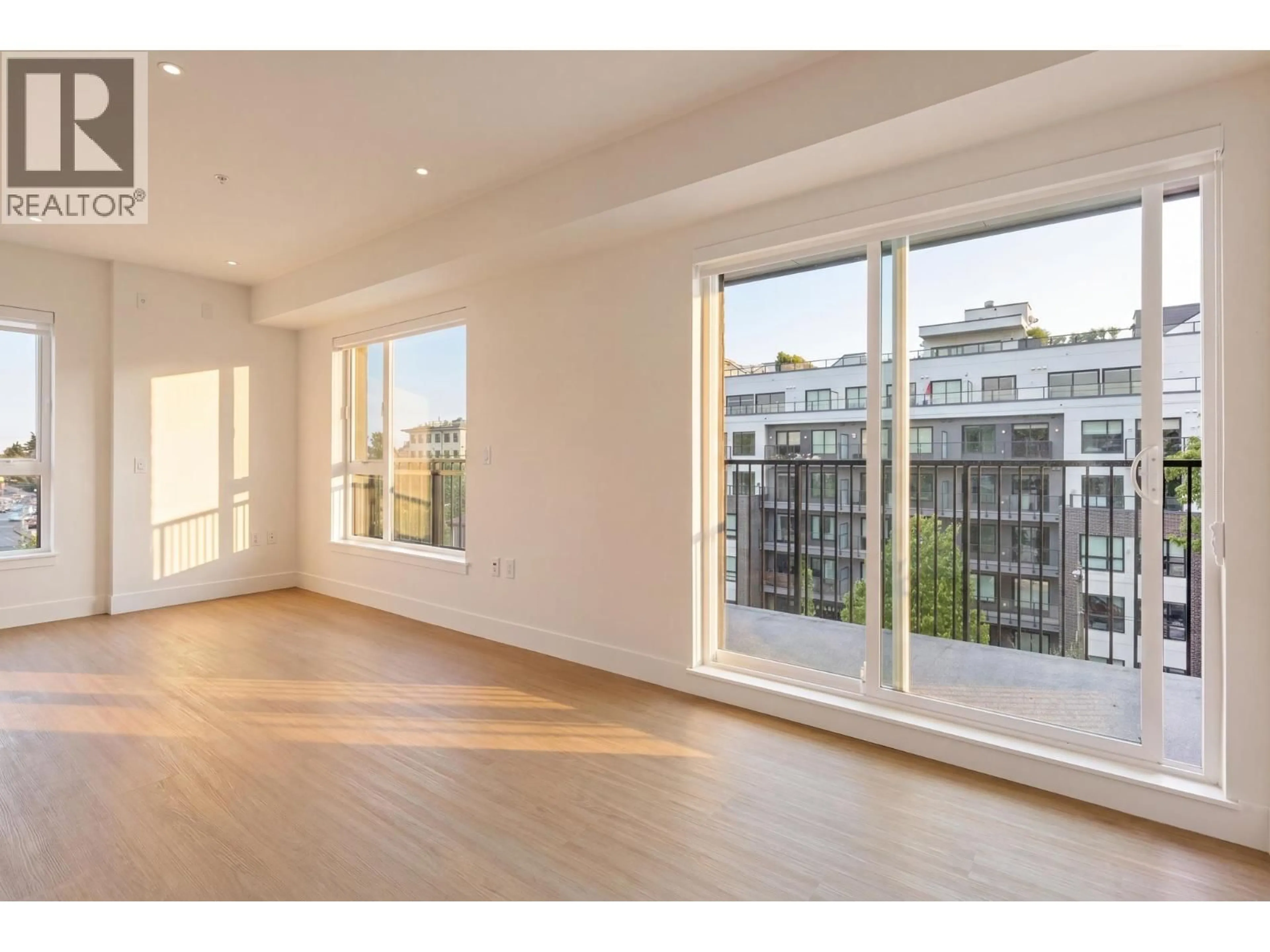 A pic of a room for 503 - 2235 BROADWAY, Vancouver British Columbia V5N0J5