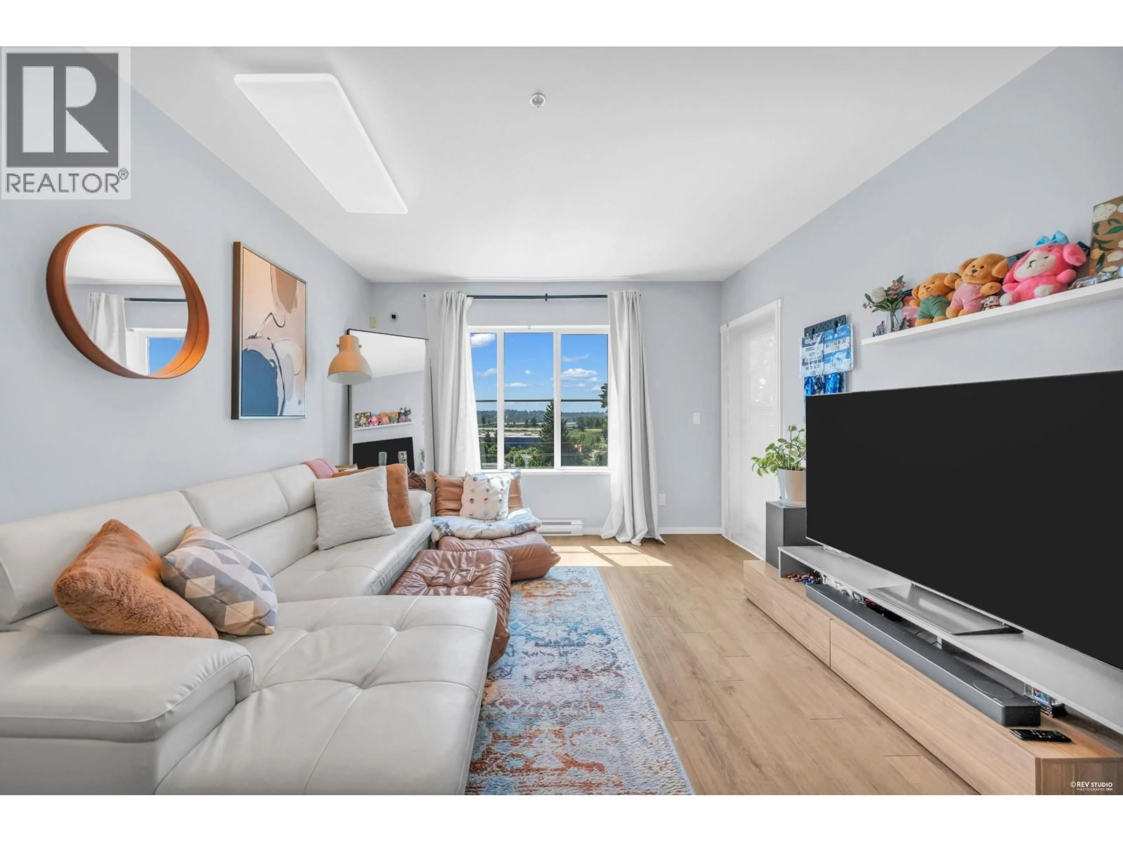 Living room with furniture, unknown for 305 - 202 LEBLEU STREET, Coquitlam British Columbia V3K4L6