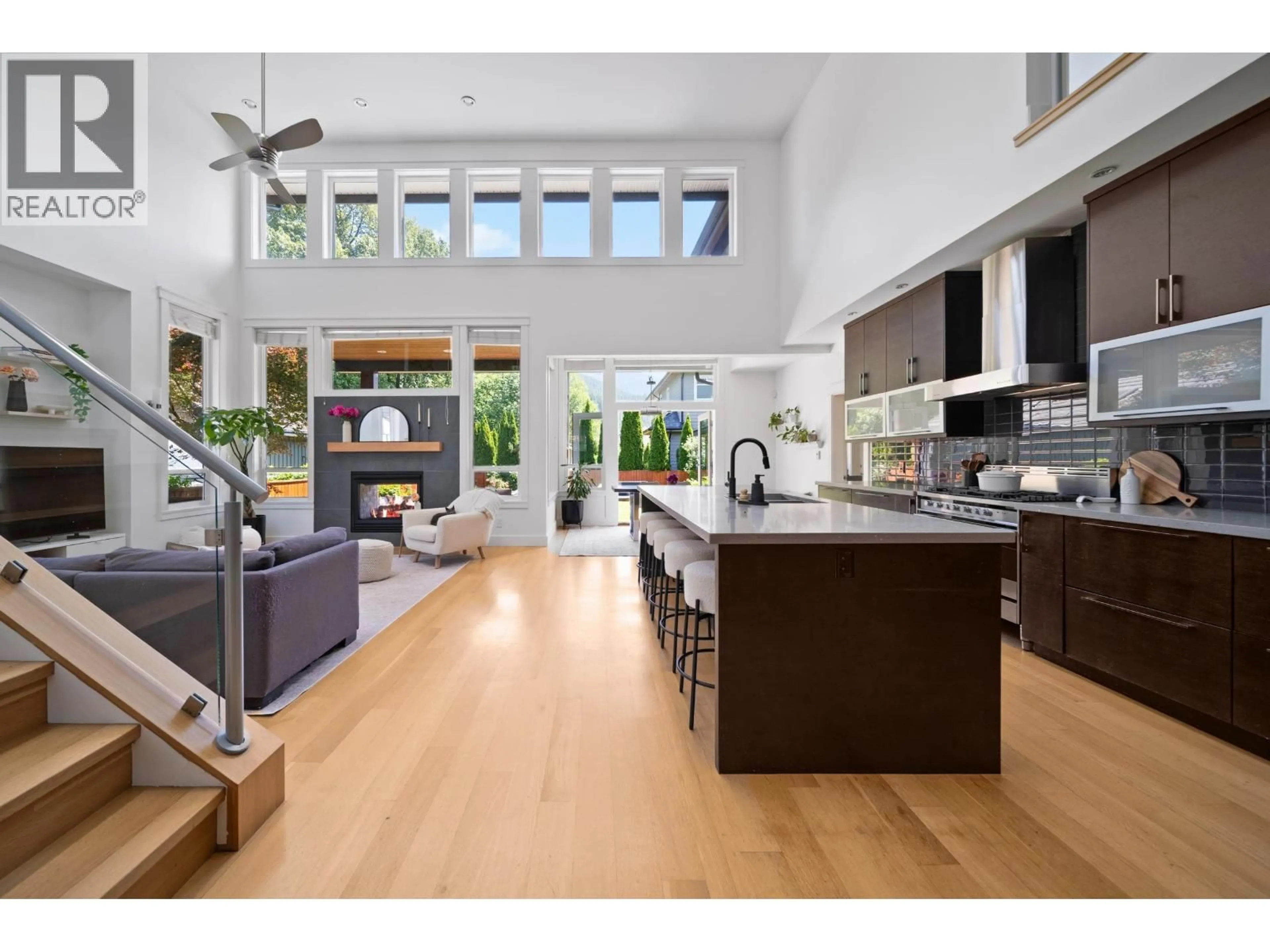 Open concept kitchen, unknown for 41510 GOVERNMENT ROAD, Squamish British Columbia V0N3G0