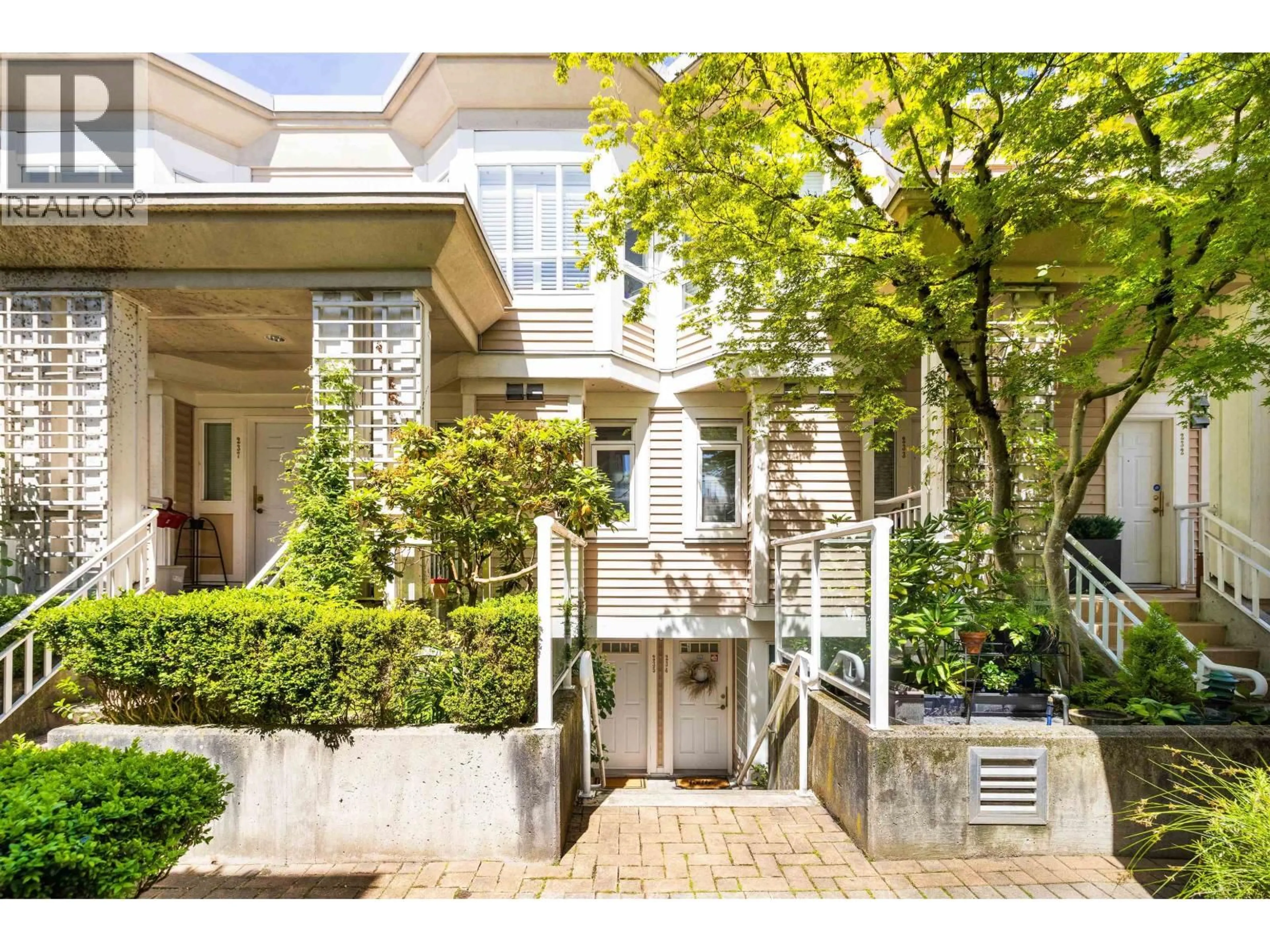 Unknown for 235 - 2565 BROADWAY, Vancouver British Columbia V6K2E9