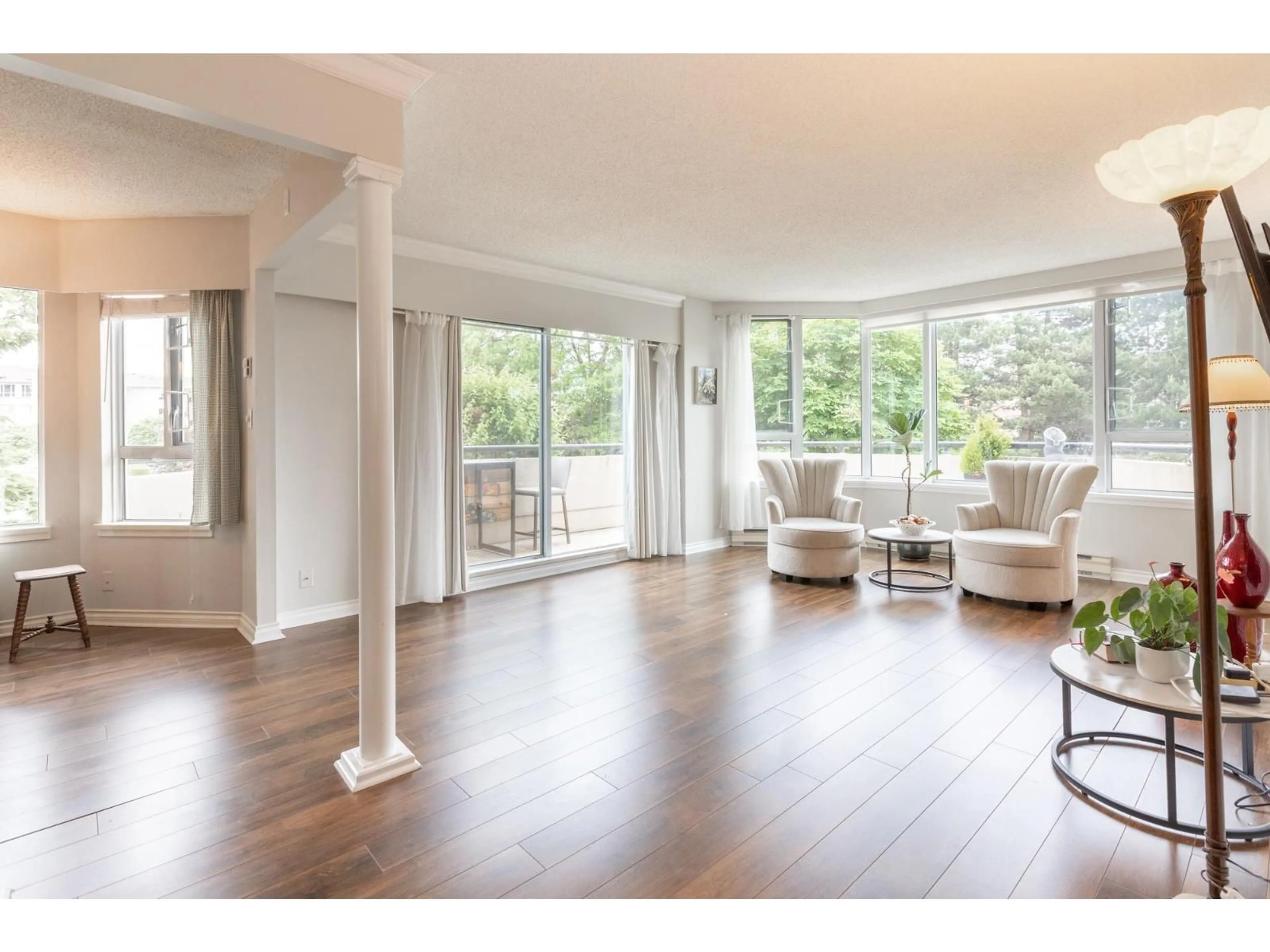 Unknown for 203 - 3170 GLADWIN ROAD, Abbotsford British Columbia V2T5T1