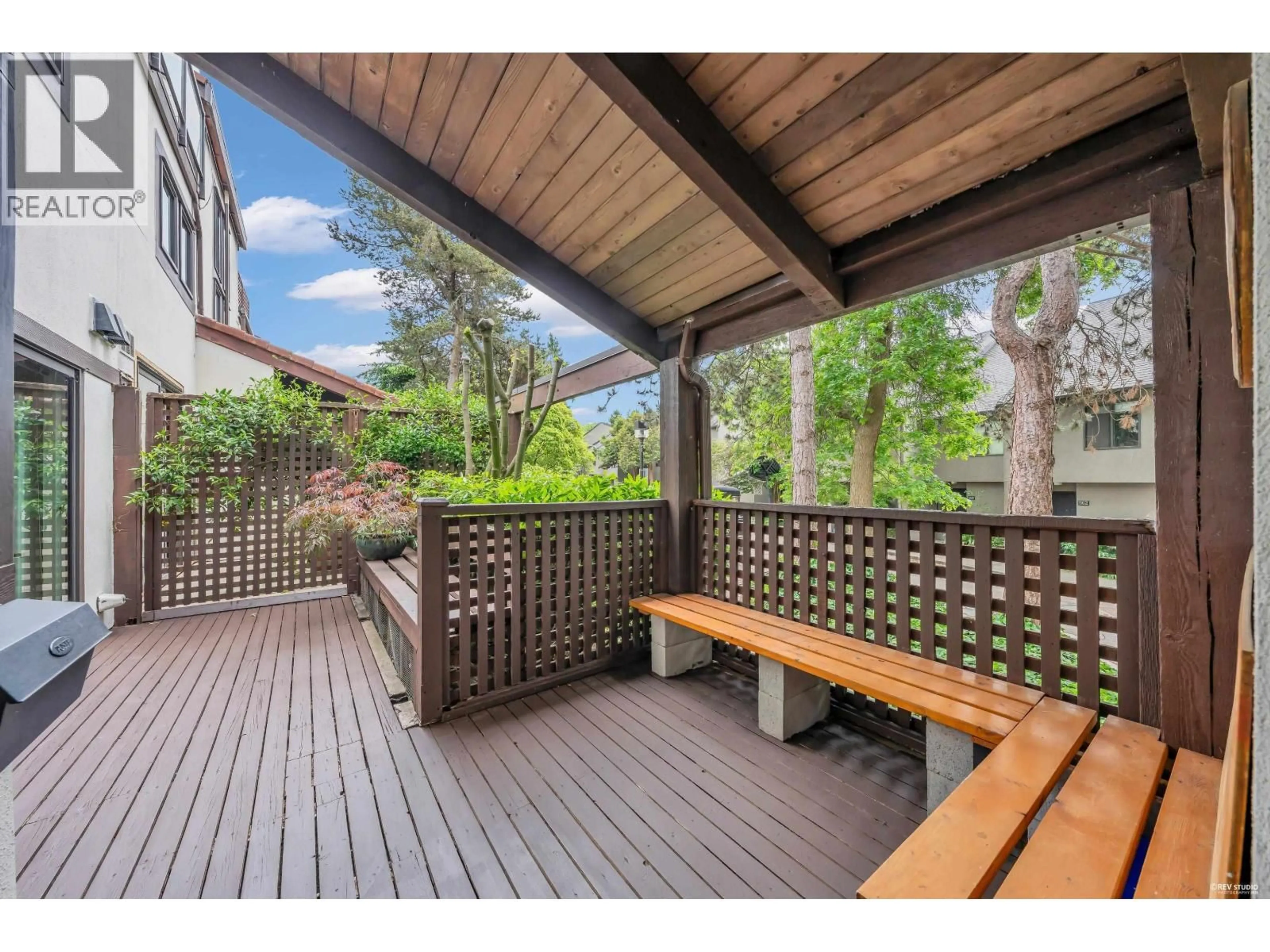 Patio, street for 1185 FORGE WALK, Vancouver British Columbia V6H3R1