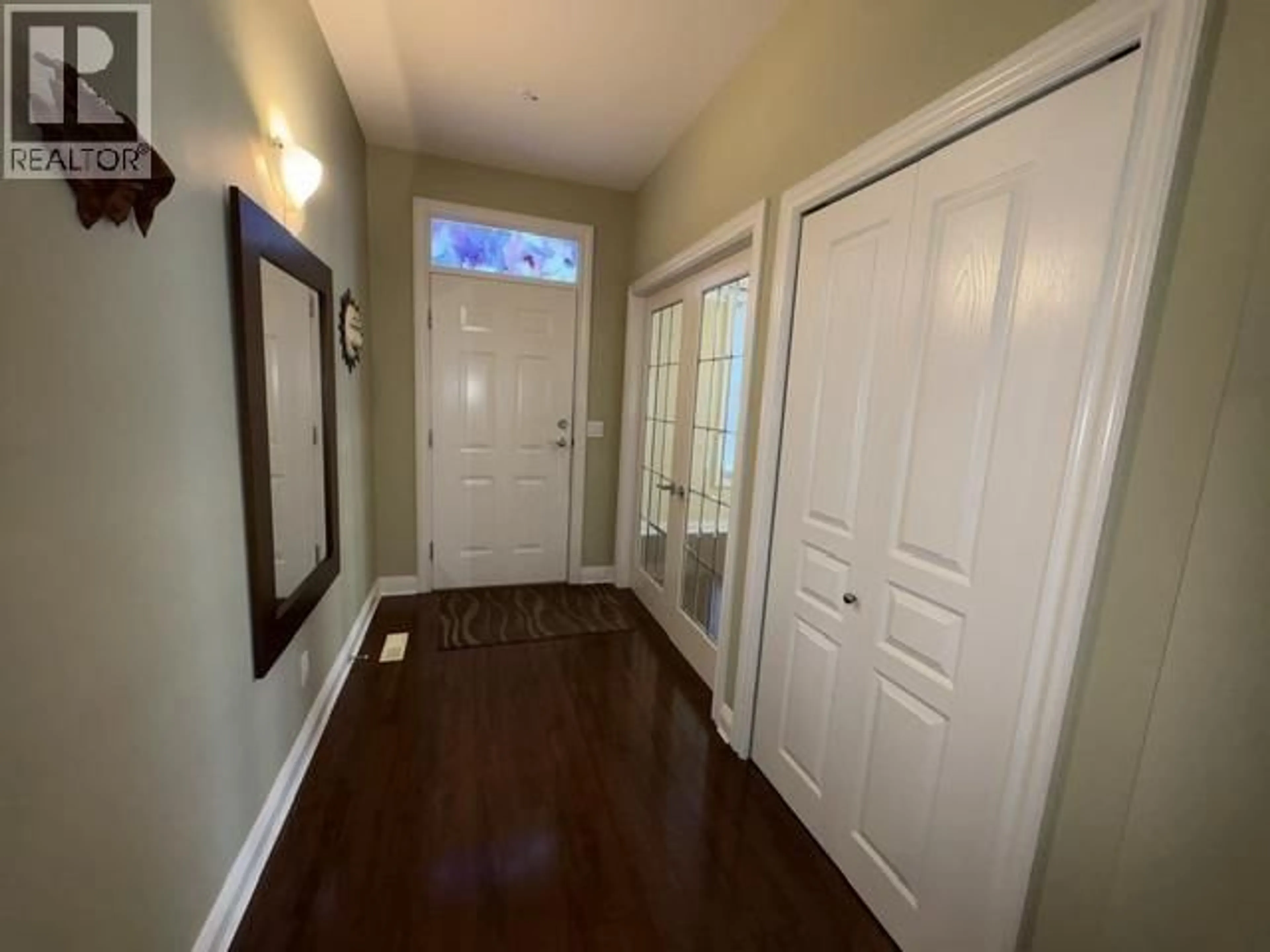 Indoor entryway for 139 - 19639 MEADOW GARDENS WAY, Pitt Meadows British Columbia V3Y2T5